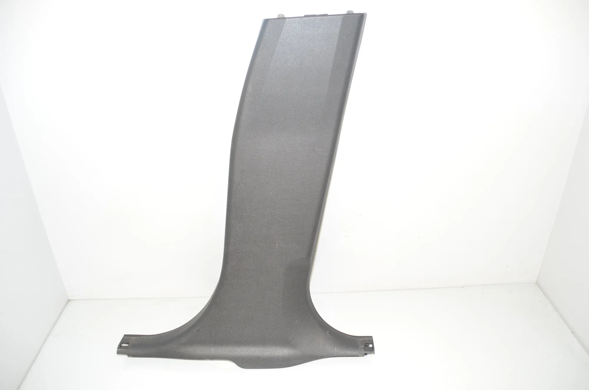 Right Side B Pillar Trim – OEM 7302434 · BMW 2 Gran Tourer (F46) 220 d xDrive 2020