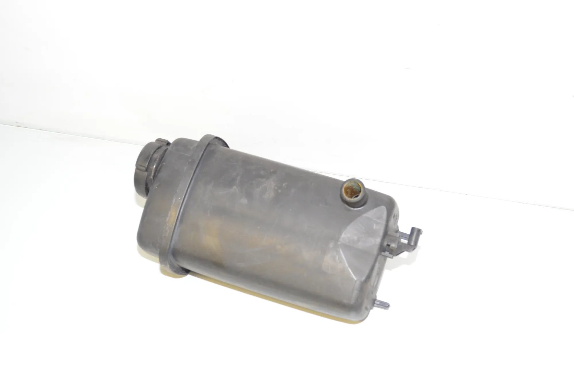 Expansion Tank – OEM 1741167 · BMW 7 (E38) BMW 7 (E38) 750 i, iL 2001 – 3