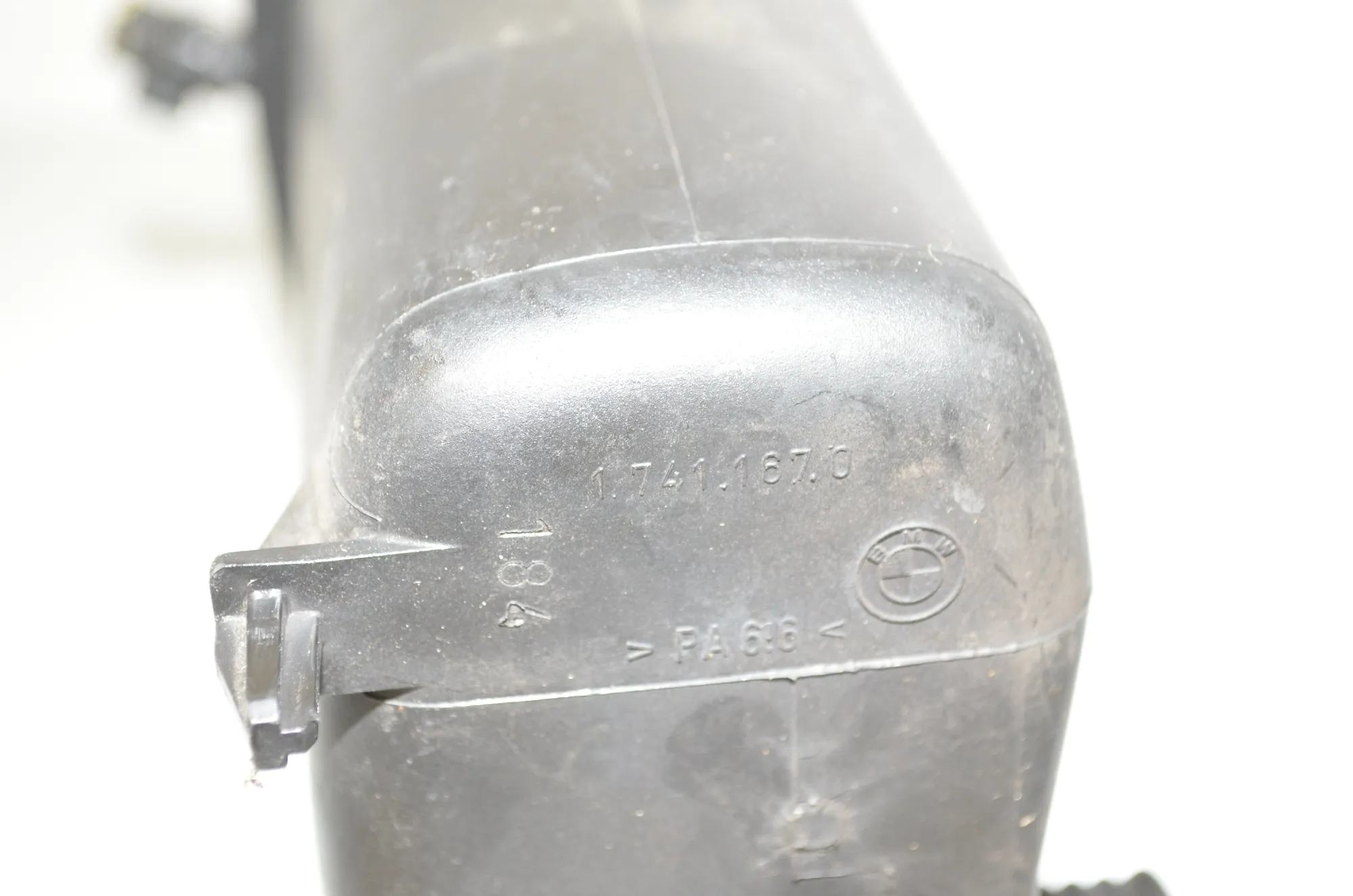 Expansion Tank – OEM 1741167 · BMW 7 (E38) BMW 7 (E38) 750 i, iL 2001 – 4