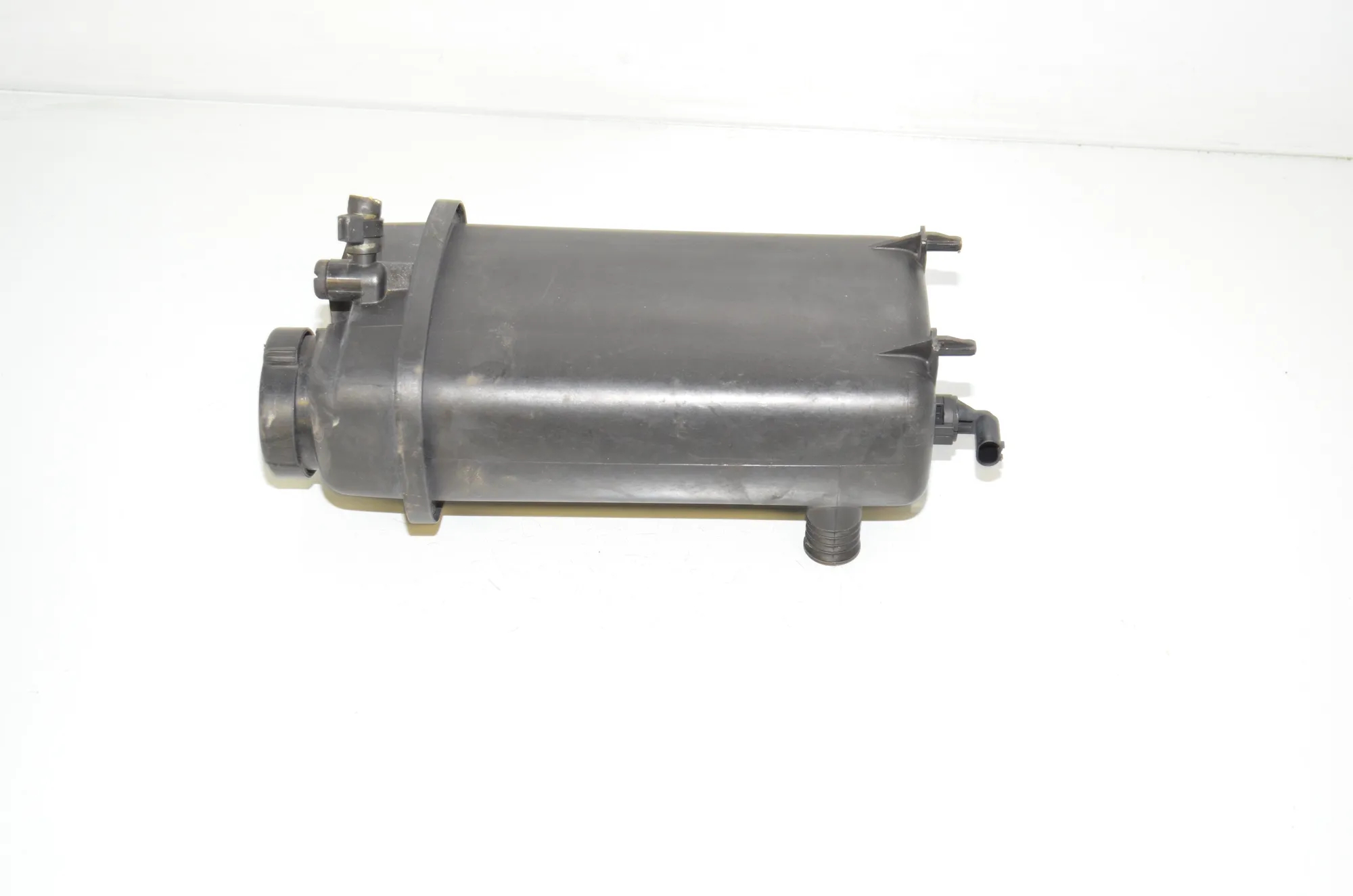Expansion Tank – OEM 1741167 · BMW 7 (E38) BMW 7 (E38) 750 i, iL 2001 – 2