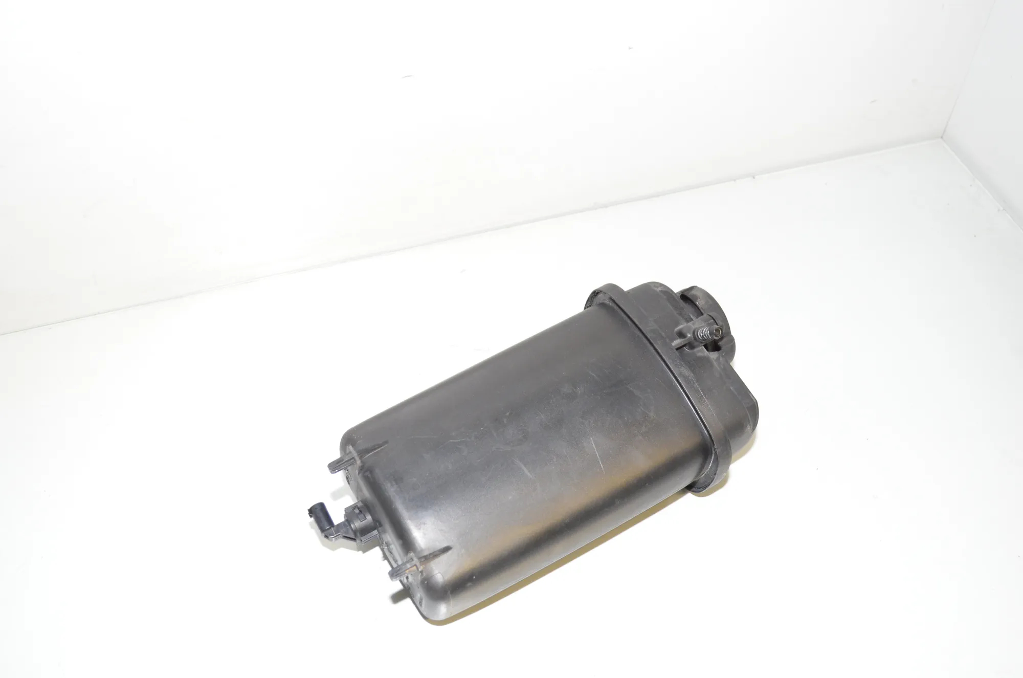 Expansion Tank – OEM 1741167 · BMW 7 (E38) BMW 7 (E38) 750 i, iL 2001 – 2