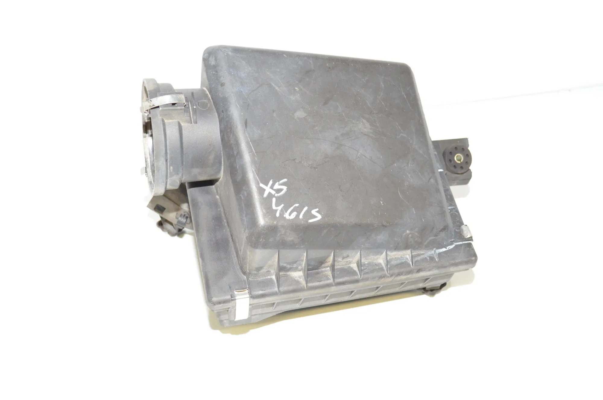 Air Filter Box – OEM 7512126 · BMW X5 (E53) BMW X5 (E53) 4.6 is 2002