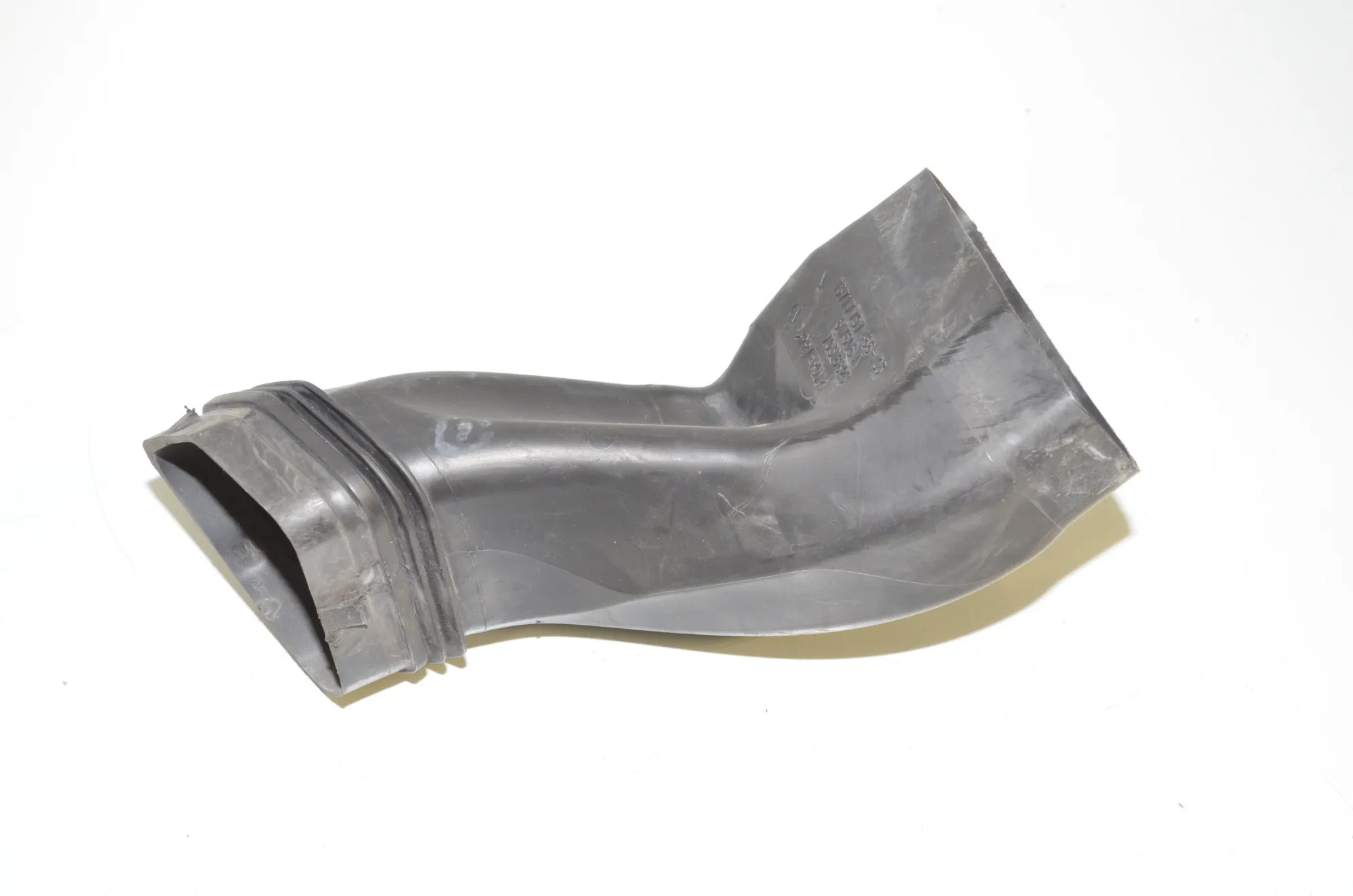Pipe Hose – OEM 7797466 · BMW 1 (E87) BMW 1 (E87) 118 d 2009 – 3