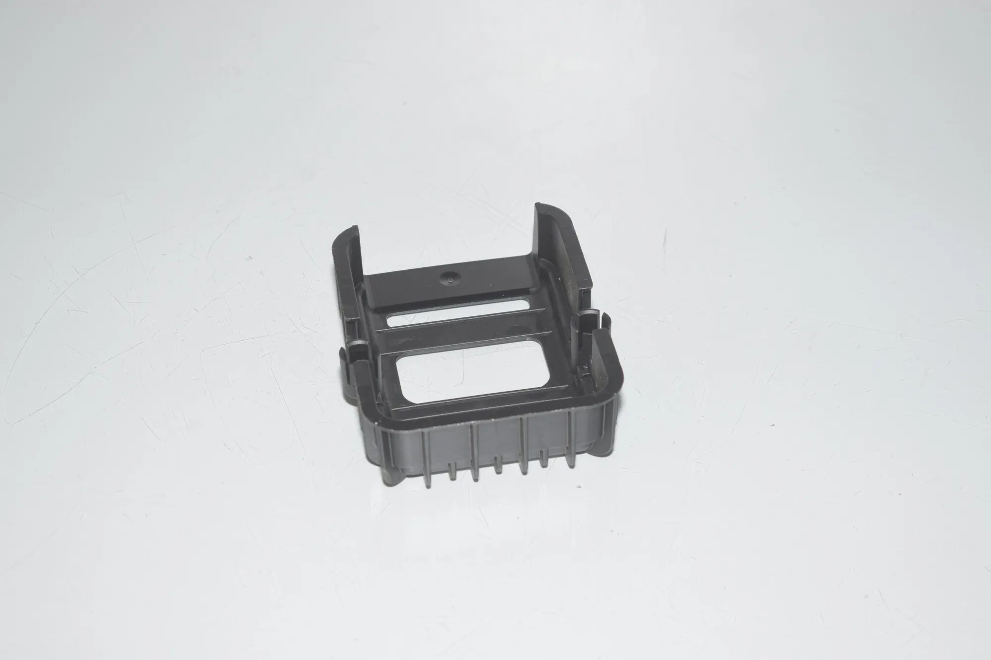 Bracket – OEM 8486902 · BMW X7 (G07) BMW X7 (G07) xDrive 30 d 2020