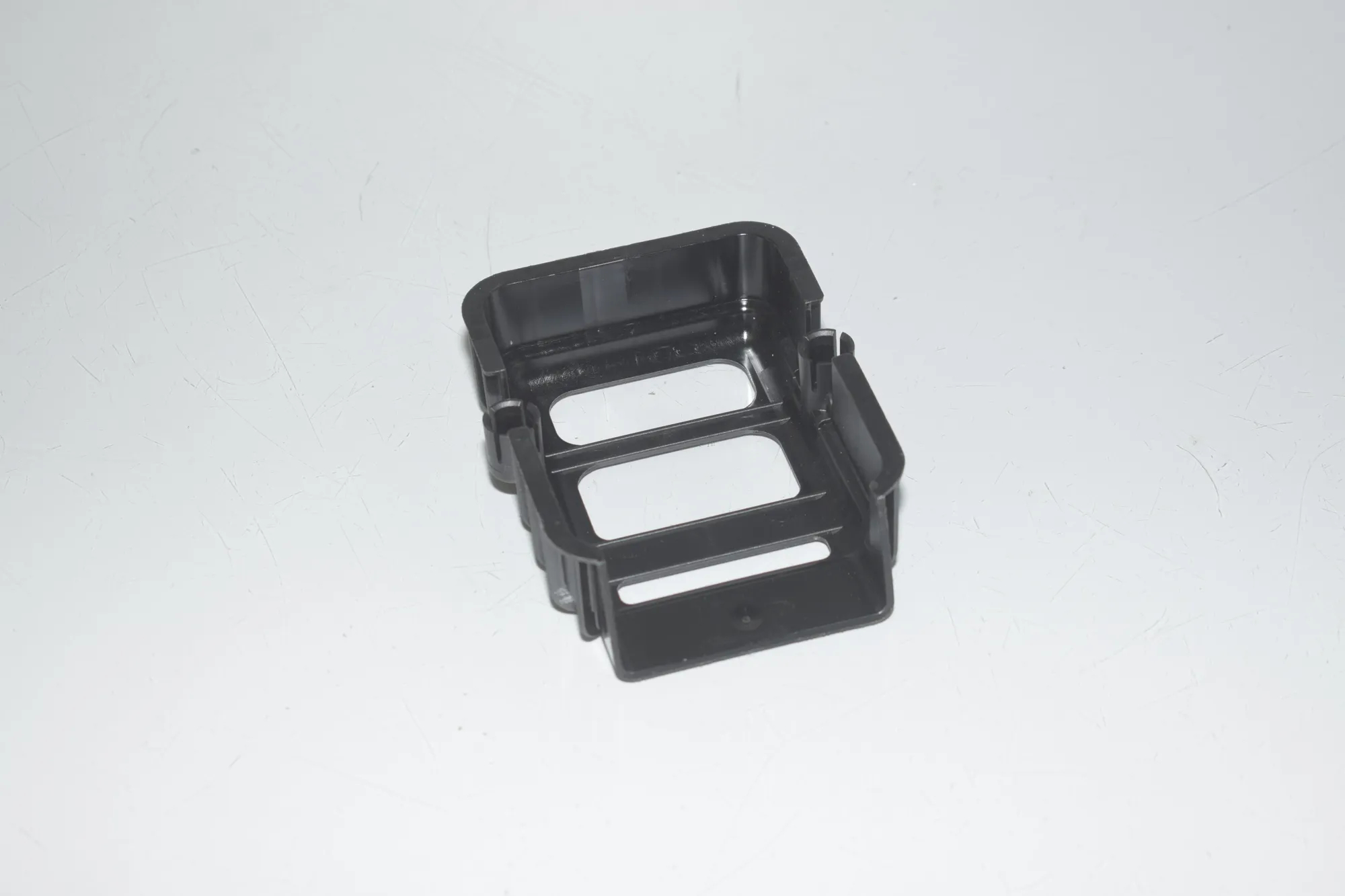 Bracket – OEM 8486902 · BMW X7 (G07) BMW X7 (G07) xDrive 30 d 2020 – 4