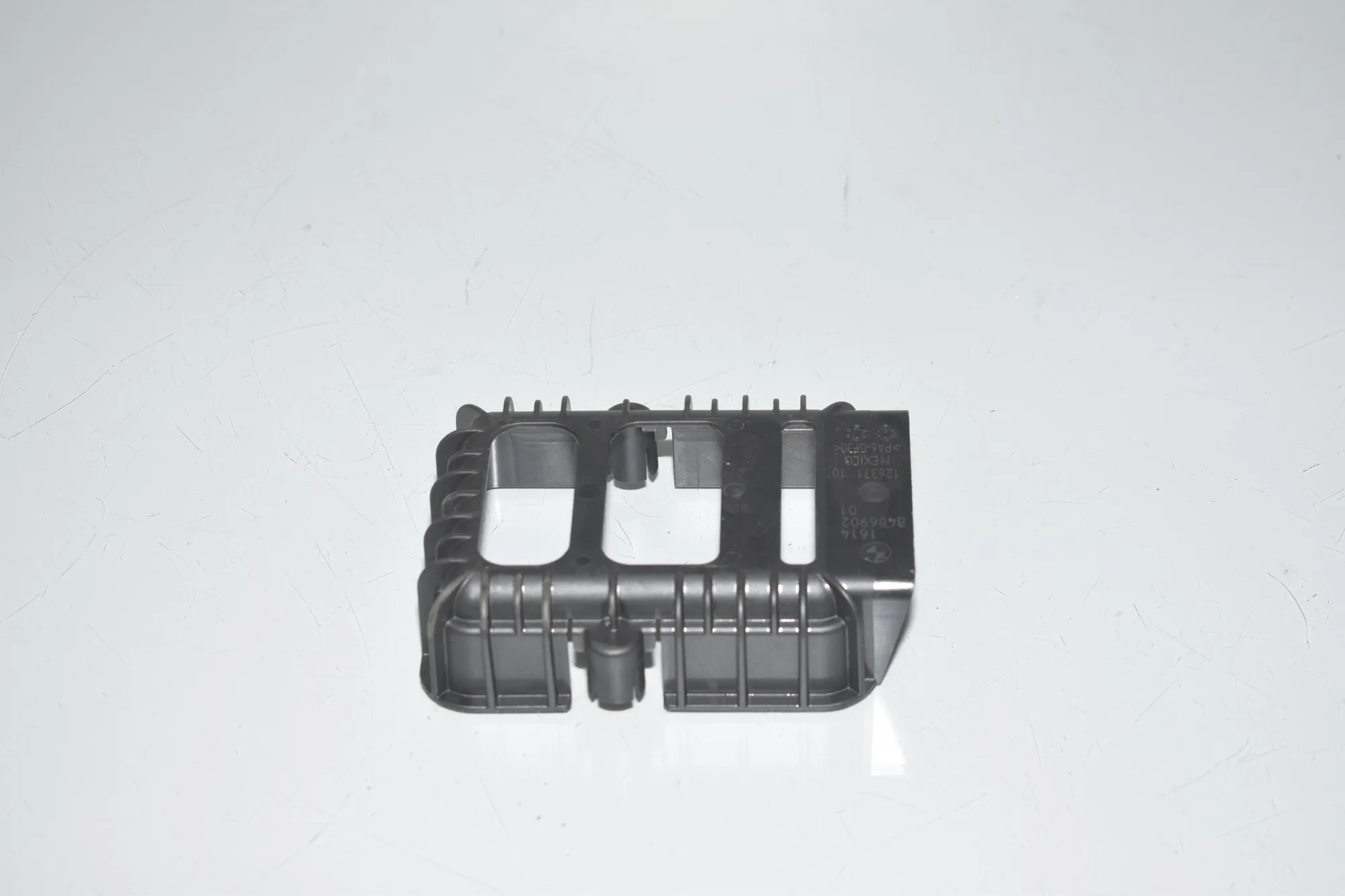 Bracket – OEM 8486902 · BMW X7 (G07) BMW X7 (G07) xDrive 30 d 2020 – 2