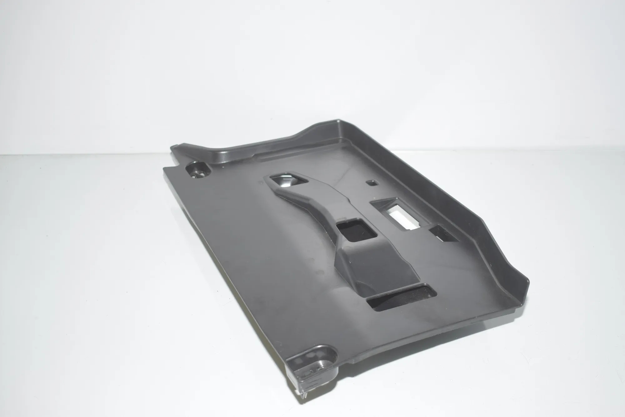Dashboard Lower Trim – OEM 9399373 · BMW X7 (G07) BMW X7 (G07) xDrive 30 d 2020 – 4