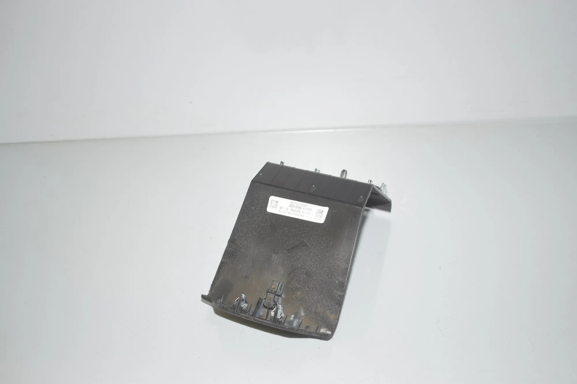 Dashboard Trim – OEM 9868443 · BMW X7 (G07) BMW X7 (G07) xDrive 30 d 2020 – 4