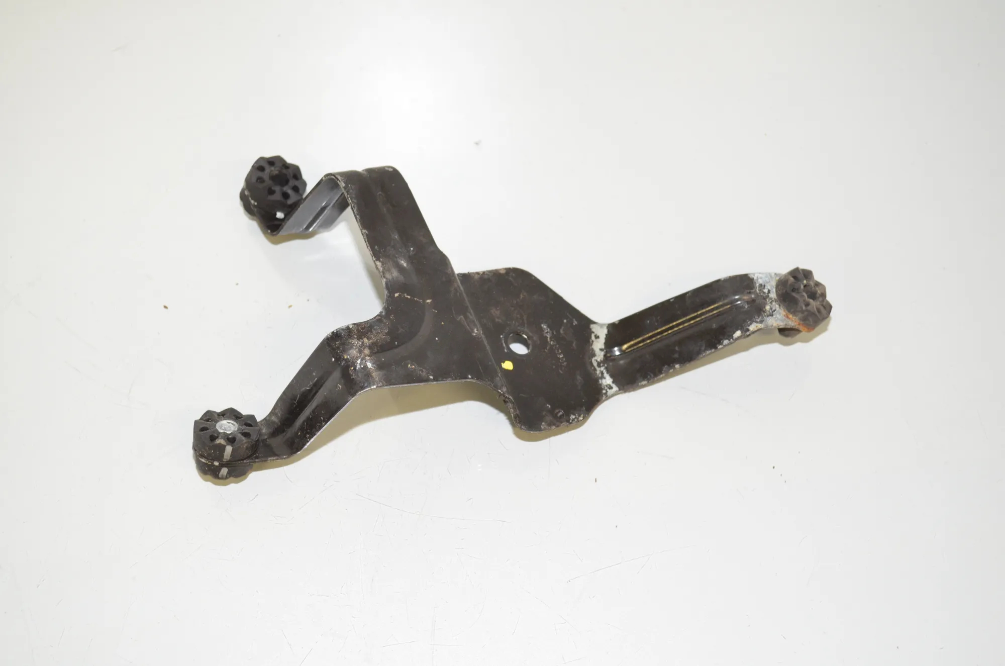 Bracket – OEM 406C02258 · BMW X6 (F16, F86) M 50 d 2016 – 2