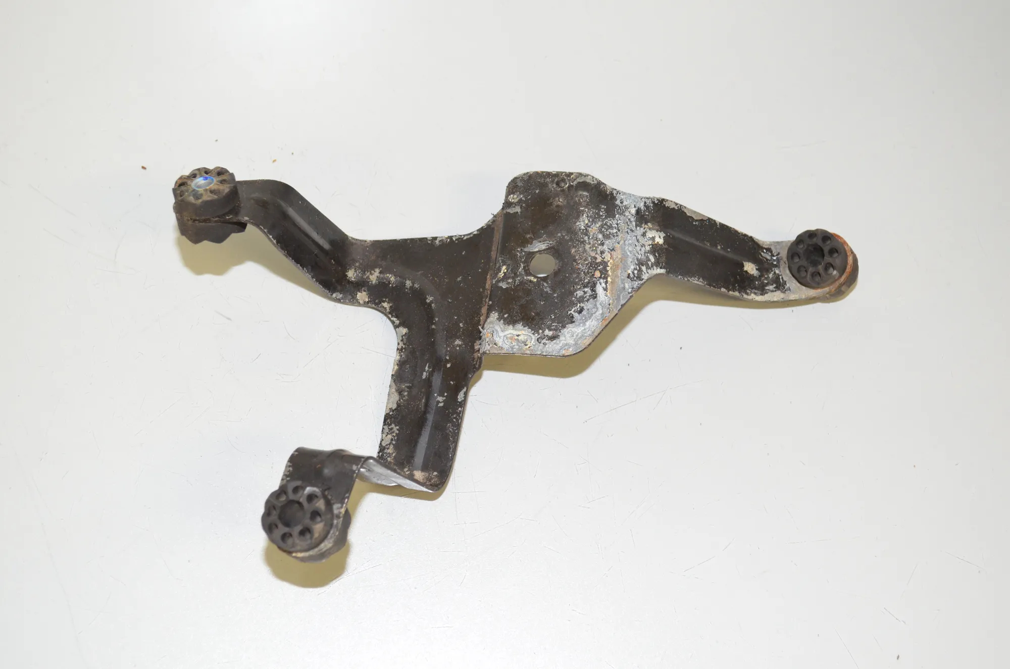 Bracket – OEM 406C02258 · BMW X6 (F16, F86) M 50 d 2016 – 3