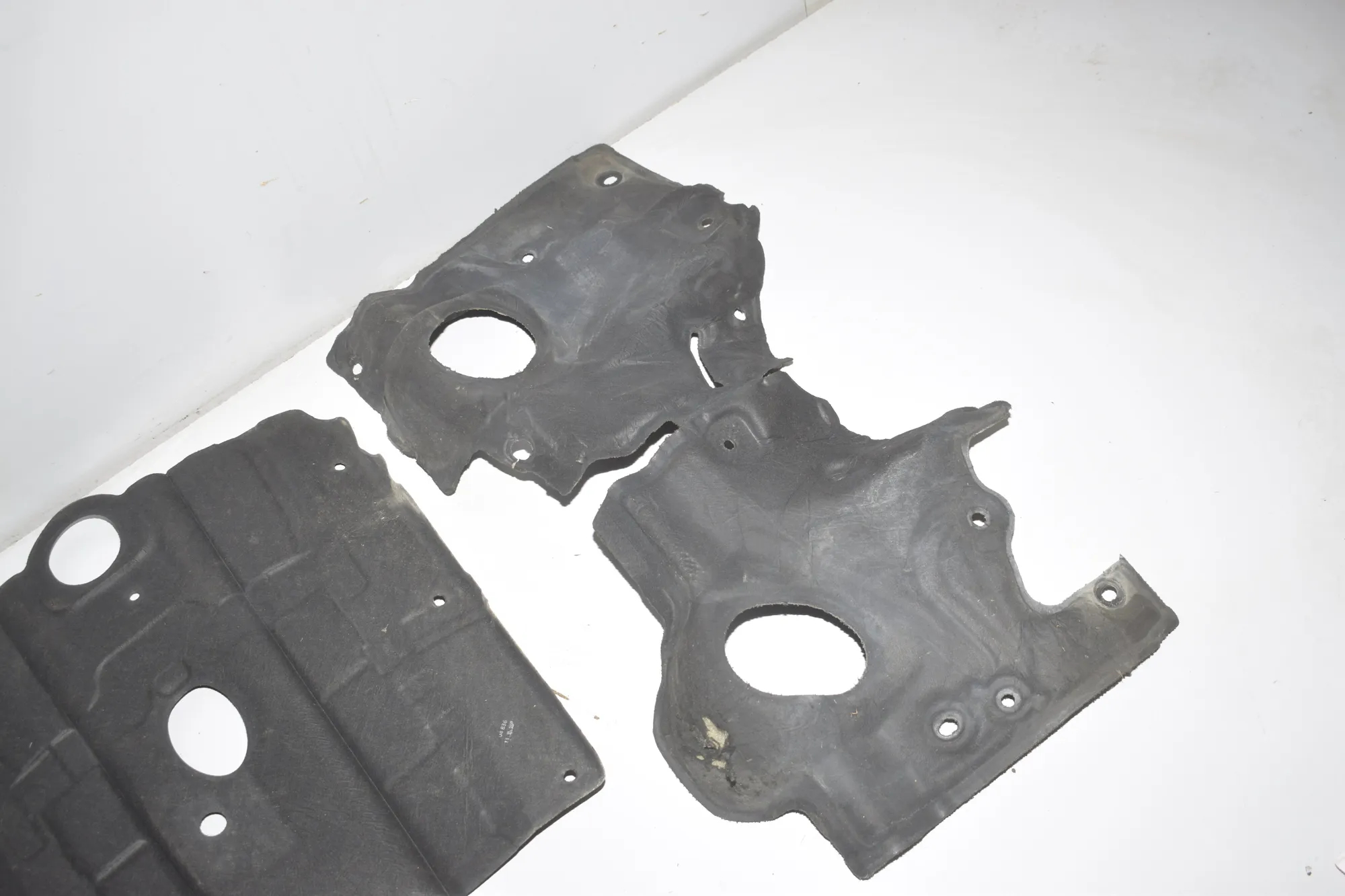 Sound Insulation – OEM 9874892 · BMW 2 Gran Tourer (F46) 220 d xDrive 2020 – 5