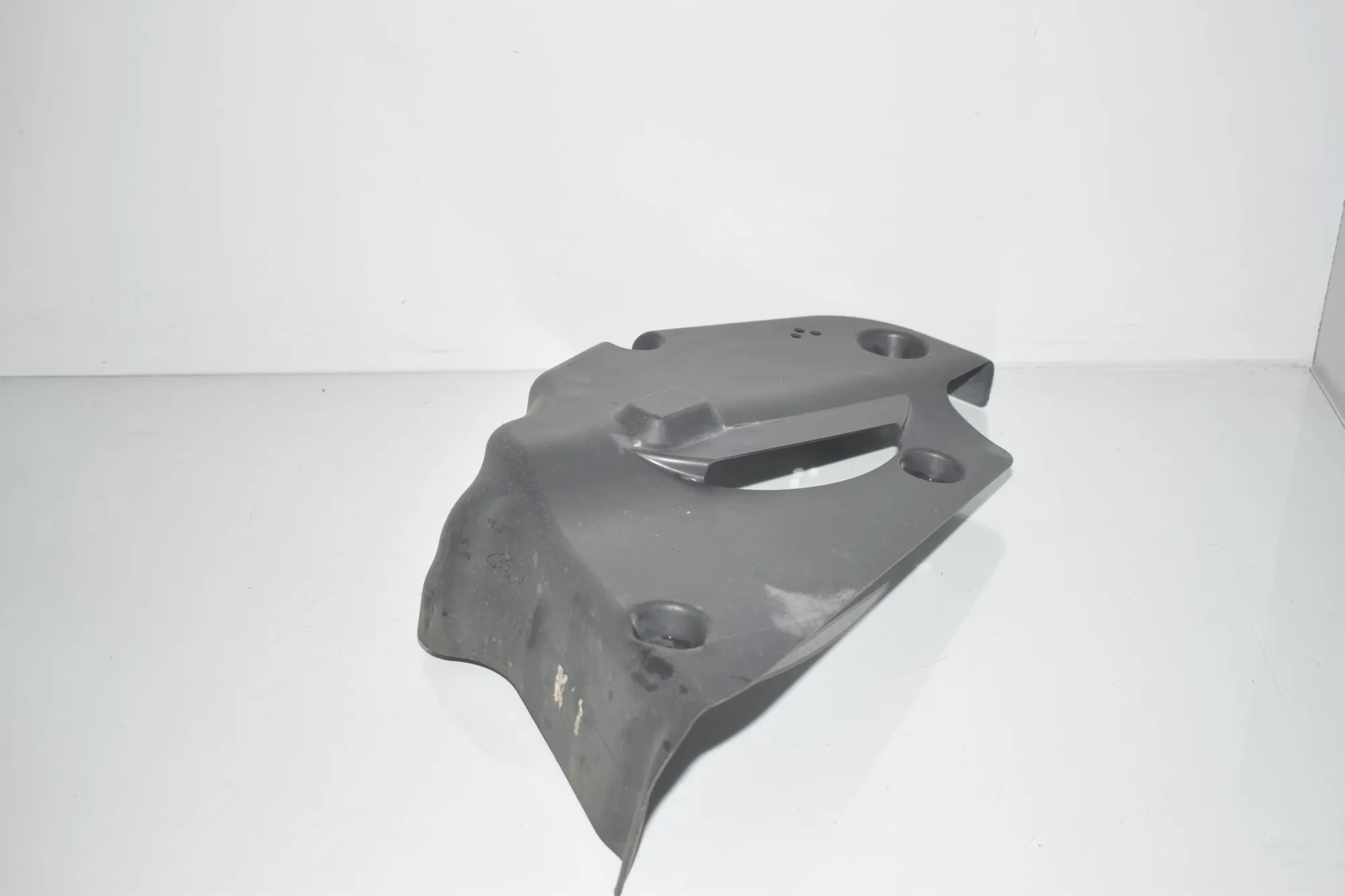 Other Underbody Cover – OEM 7422016 · BMW 2 Gran Tourer (F46) 220 d xDrive 2020 – 2