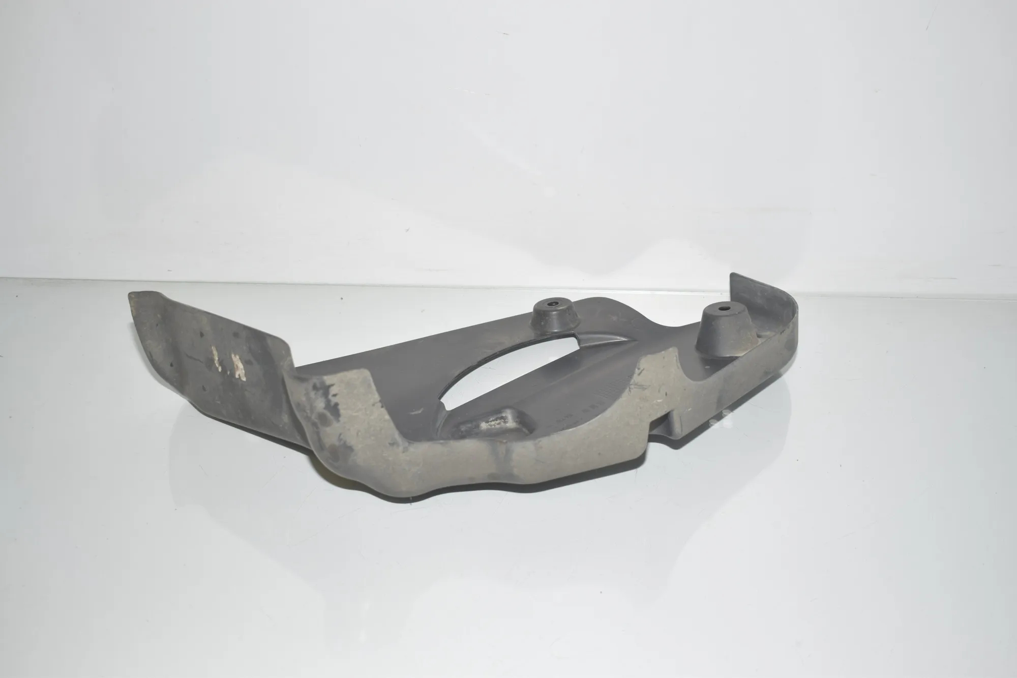 Other Underbody Cover – OEM 7422016 · BMW 2 Gran Tourer (F46) 220 d xDrive 2020 – 3