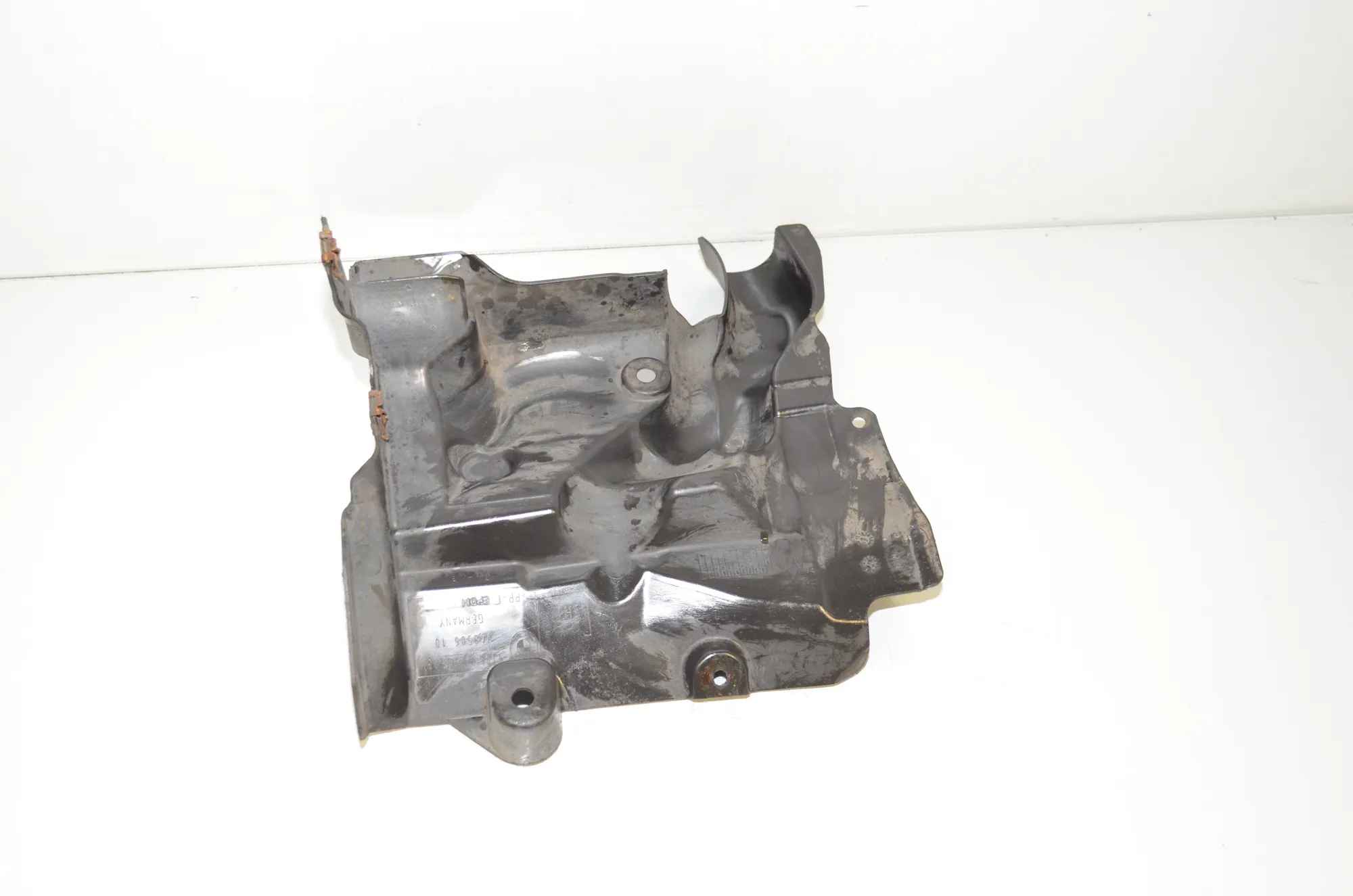 Other Underbody Cover – OEM 7228688 · BMW 5 Touring (F11) 535 d xDrive 2011 – 3