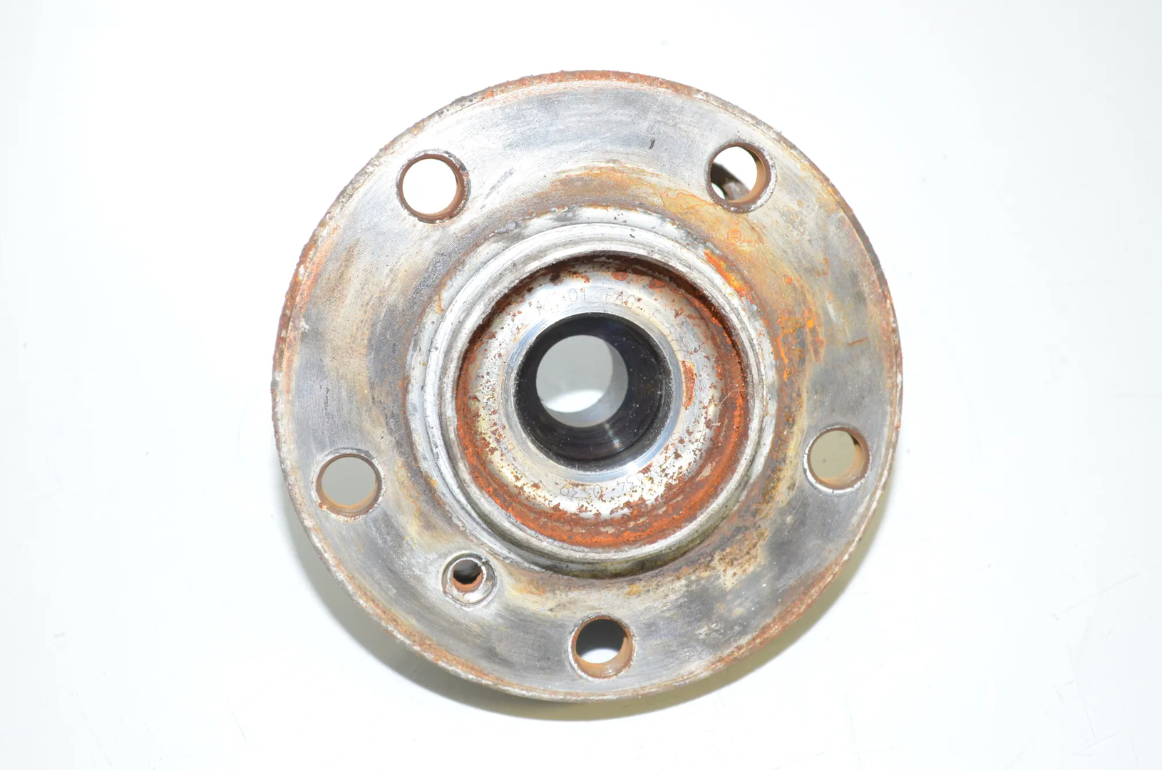 Front Left Wheel Bearing – OEM 31206876844 · BMW 3 Touring (F31) 335 d xDrive 2016 – 3