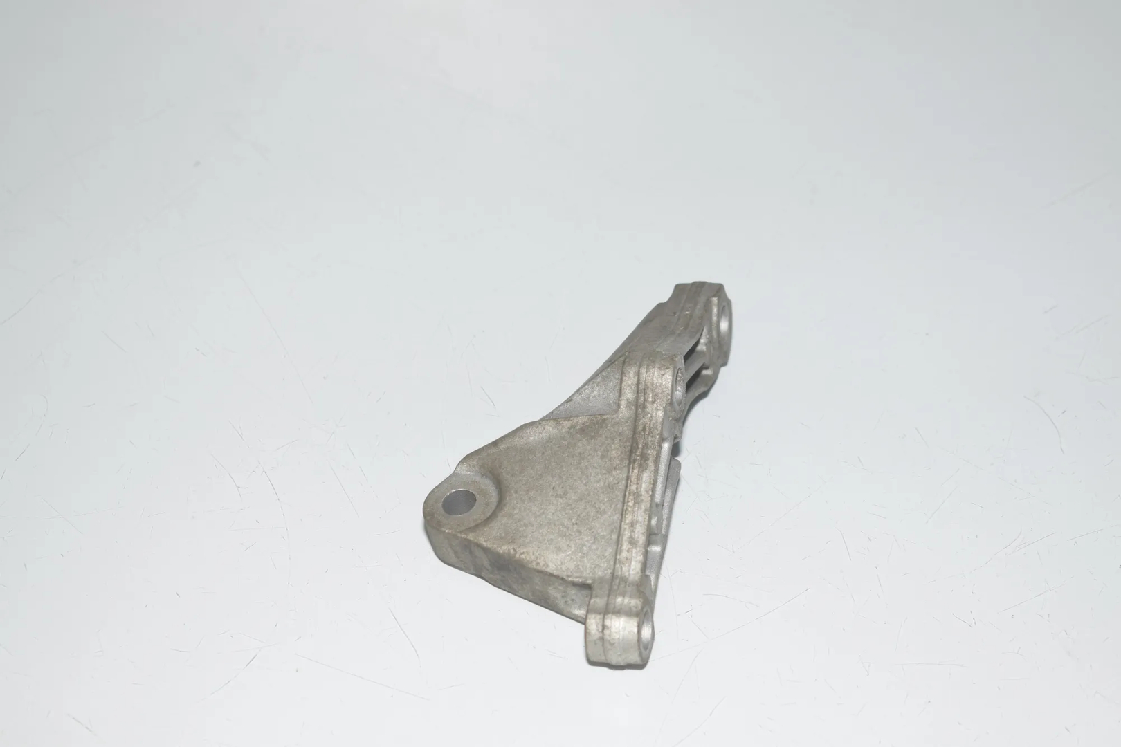 Fuel Pump Bracket – OEM 7810698 · BMW 3 Touring (F31) 335 d xDrive 2016 – 5