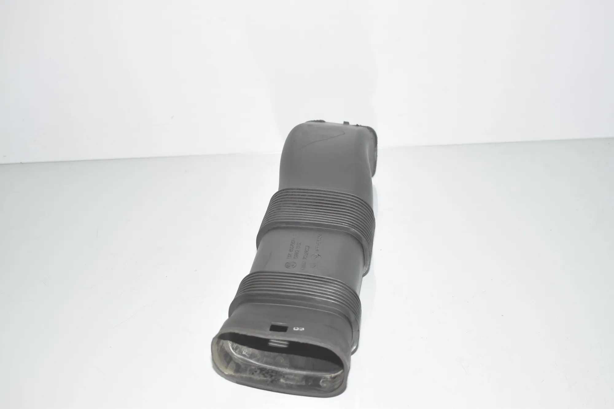 Air Intake Tube – OEM 8507567 · BMW 3 (F30, F80) 330 d 2013 – 2