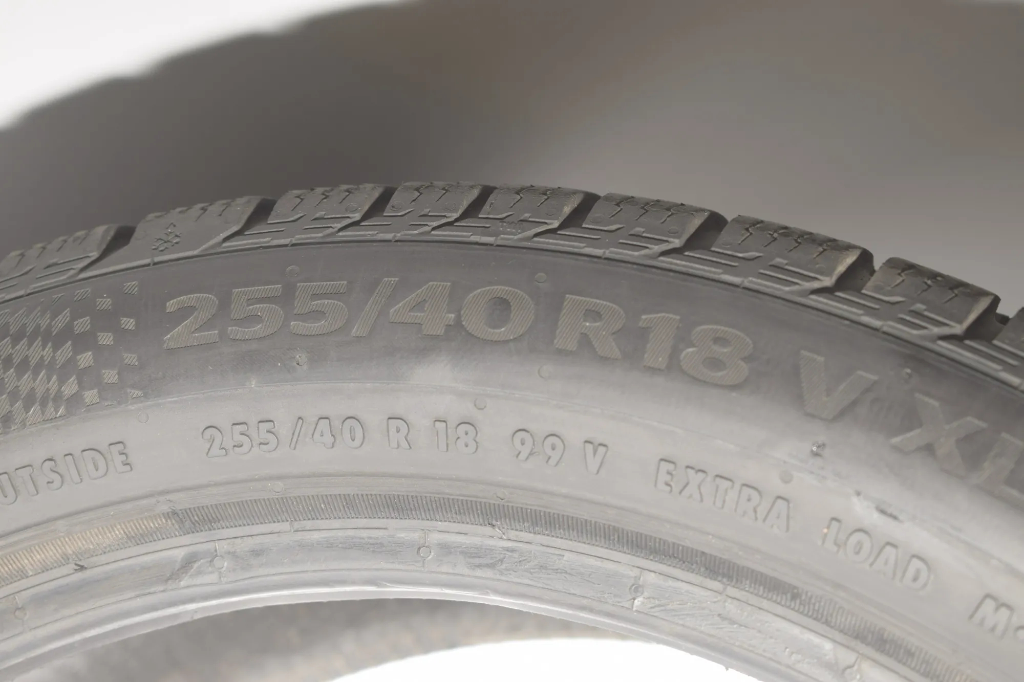 Tire · BMW 3 (G20, G28) BMW 3 (G20, G28) 3 (G20) 318 d 2020 – 8
