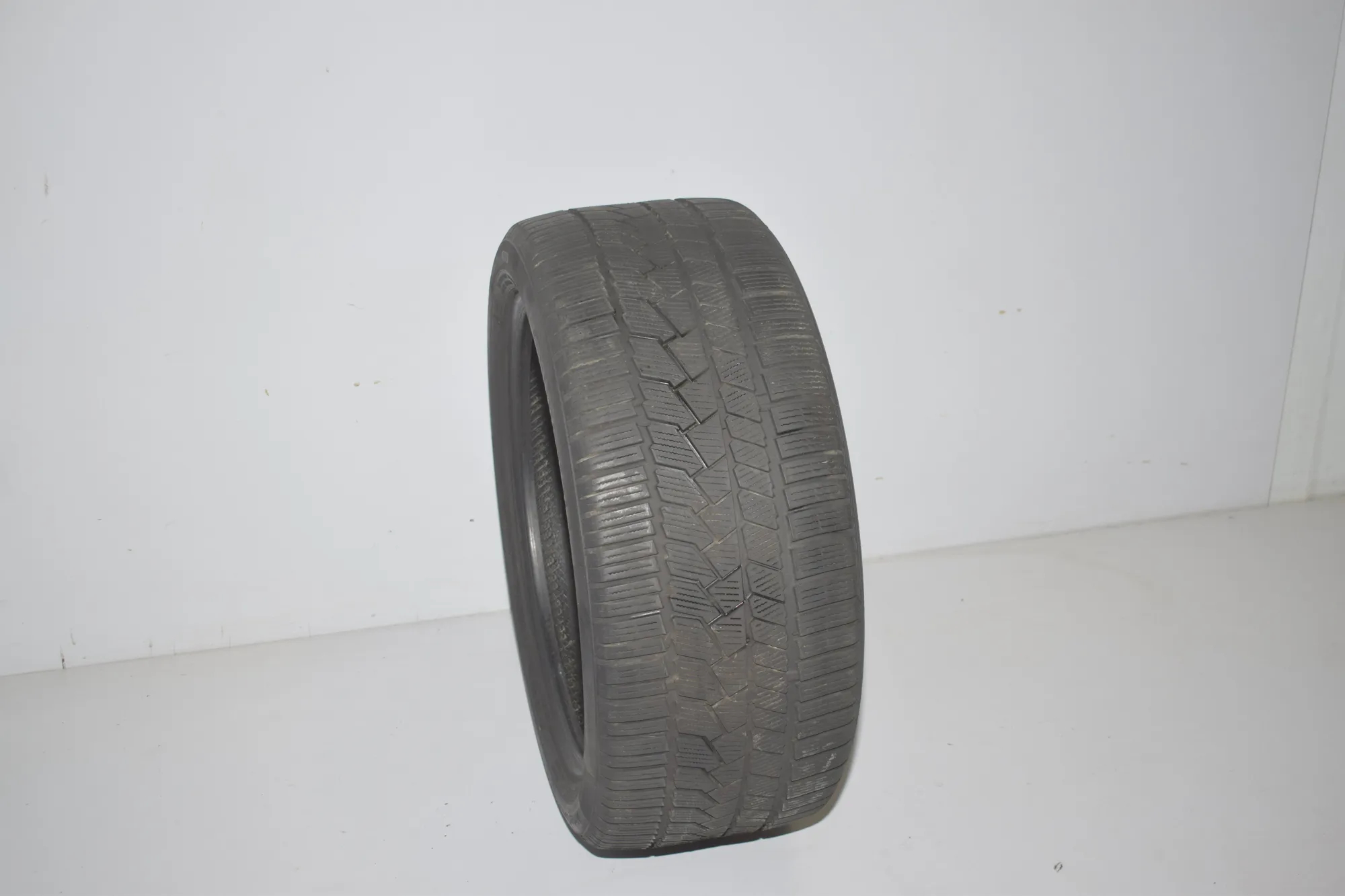 Tire · BMW 3 (G20, G28) BMW 3 (G20, G28) 3 (G20) 318 d 2020 – 4