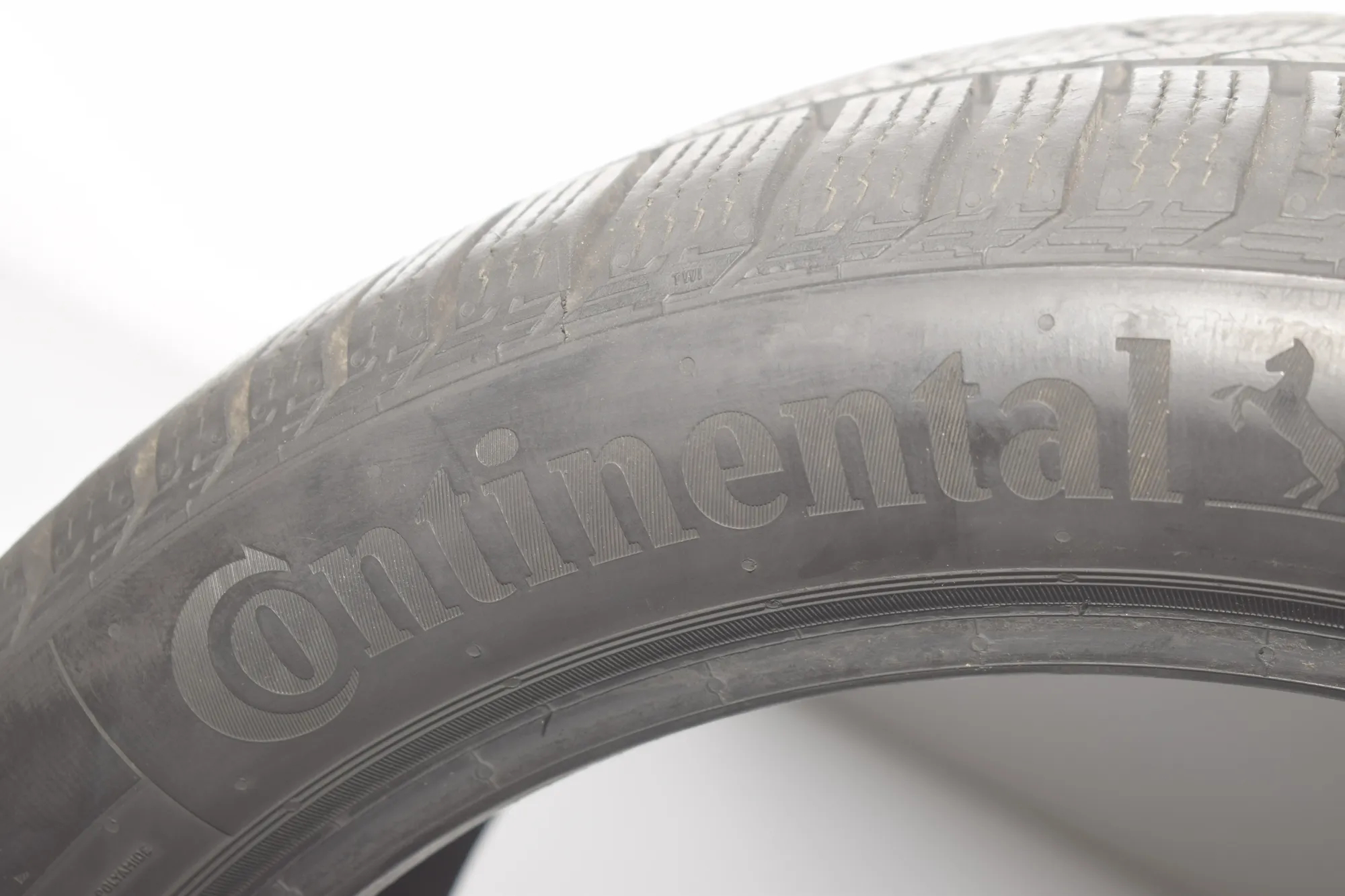 Tire · BMW 3 (G20, G28) BMW 3 (G20, G28) 3 (G20) 318 d 2020 – 6