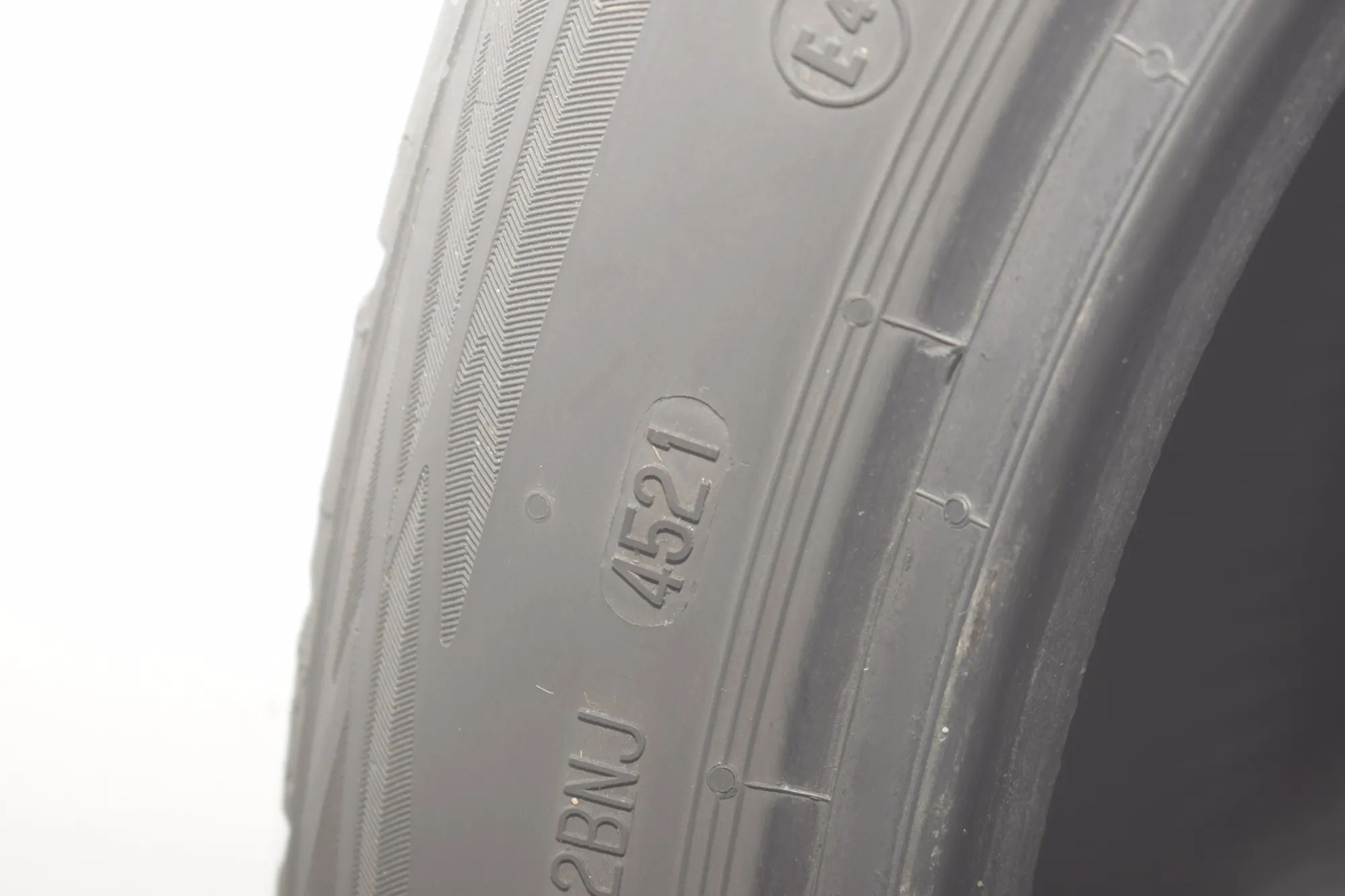 Tyre Kit · BMW 3 (G20, G28) BMW 3 (G20, G28) 3 (G20) 318 d 2020 – 10