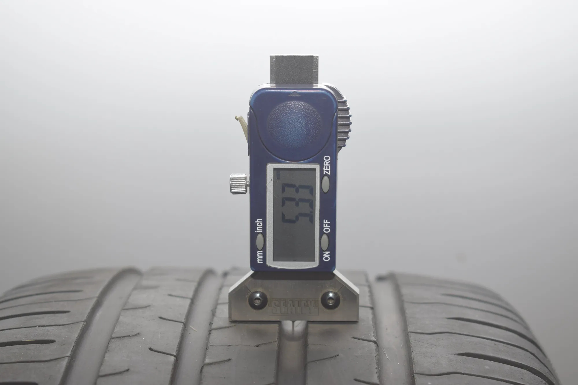 Tyre Kit · BMW 3 (G20, G28) BMW 3 (G20, G28) 3 (G20) 318 d 2020 – 12