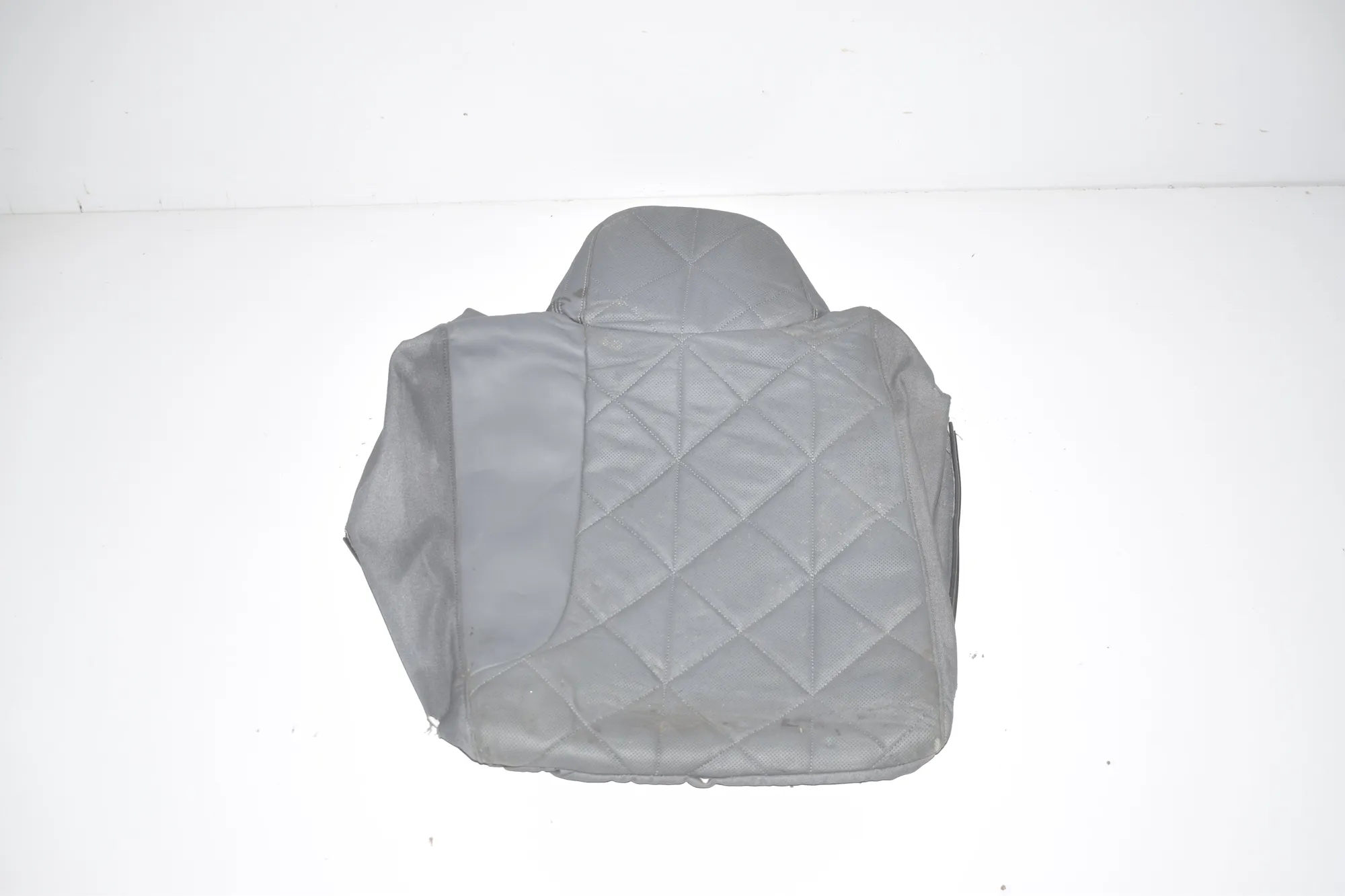 Seat Covers – OEM 5A04F01 · BMW iX (I20) BMW iX (I20) M60 2023