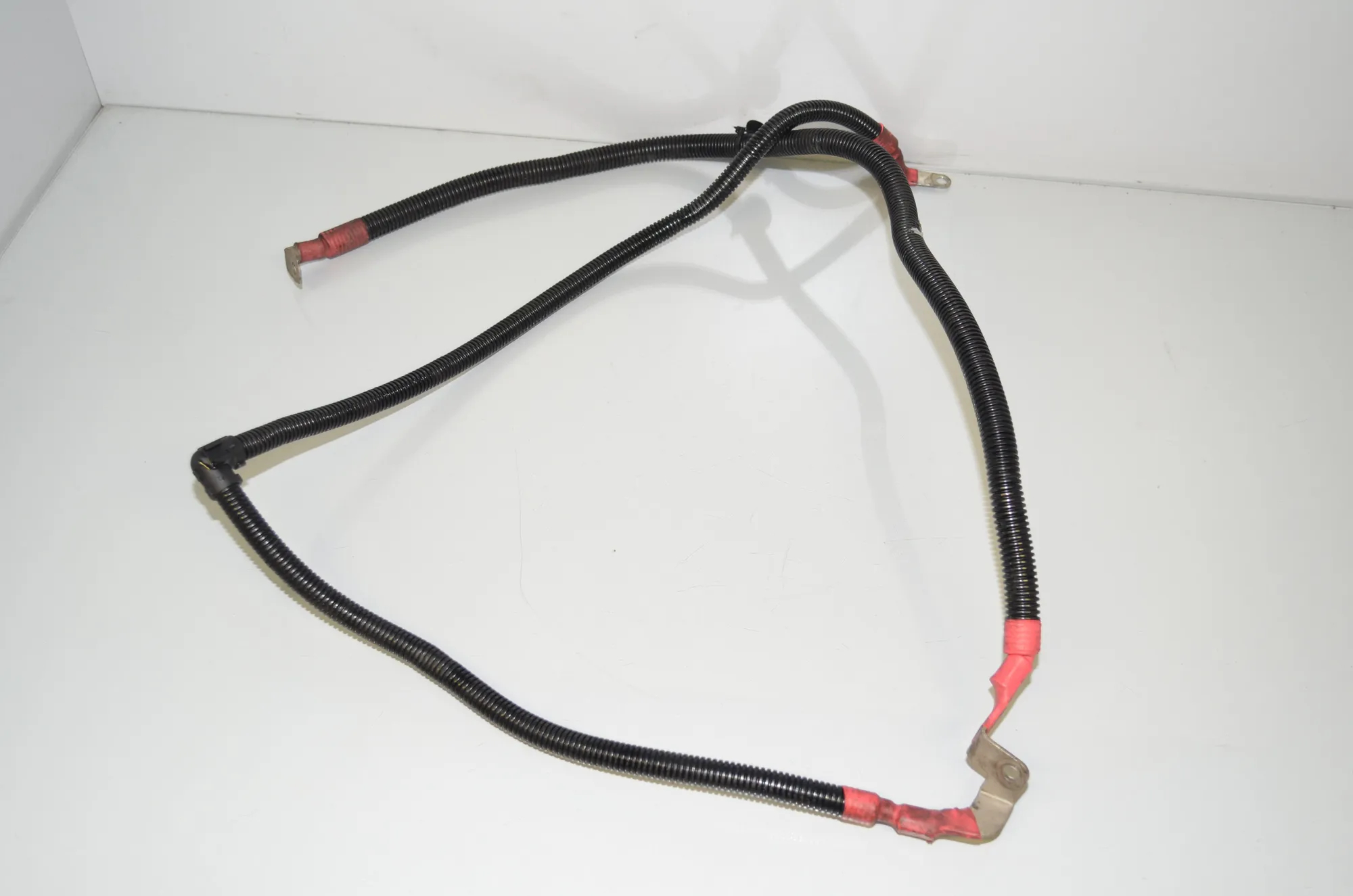 Positive Battery Cable – OEM 8515494 · BMW 5 Touring (F11) 535 d xDrive 2011 – 3