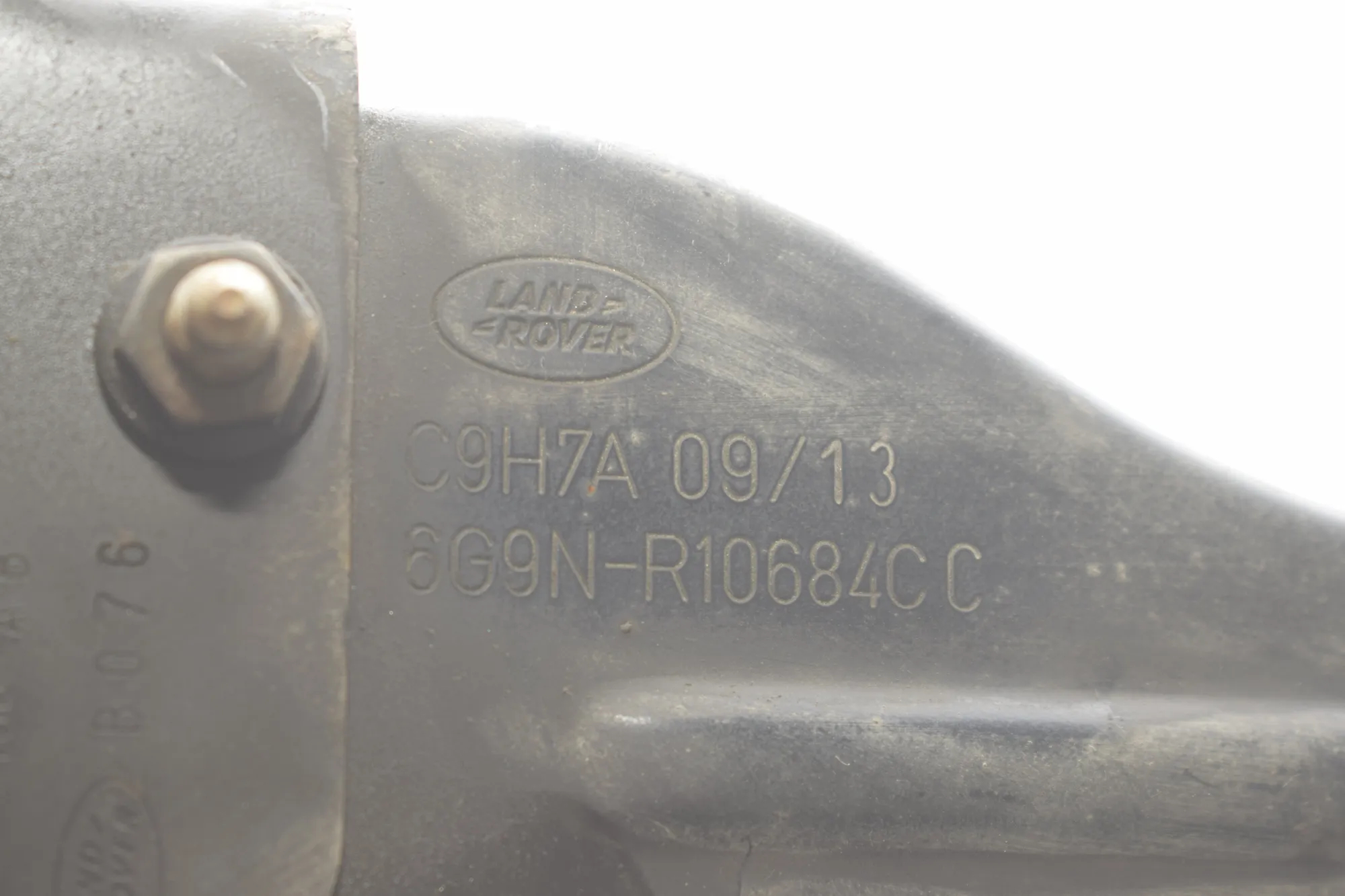 Other Body Parts – OEM 6G9N-R10684CC · LAND ROVER RANGE ROVER SPORT (L320) 3.6 D 4x4 2008 – 5