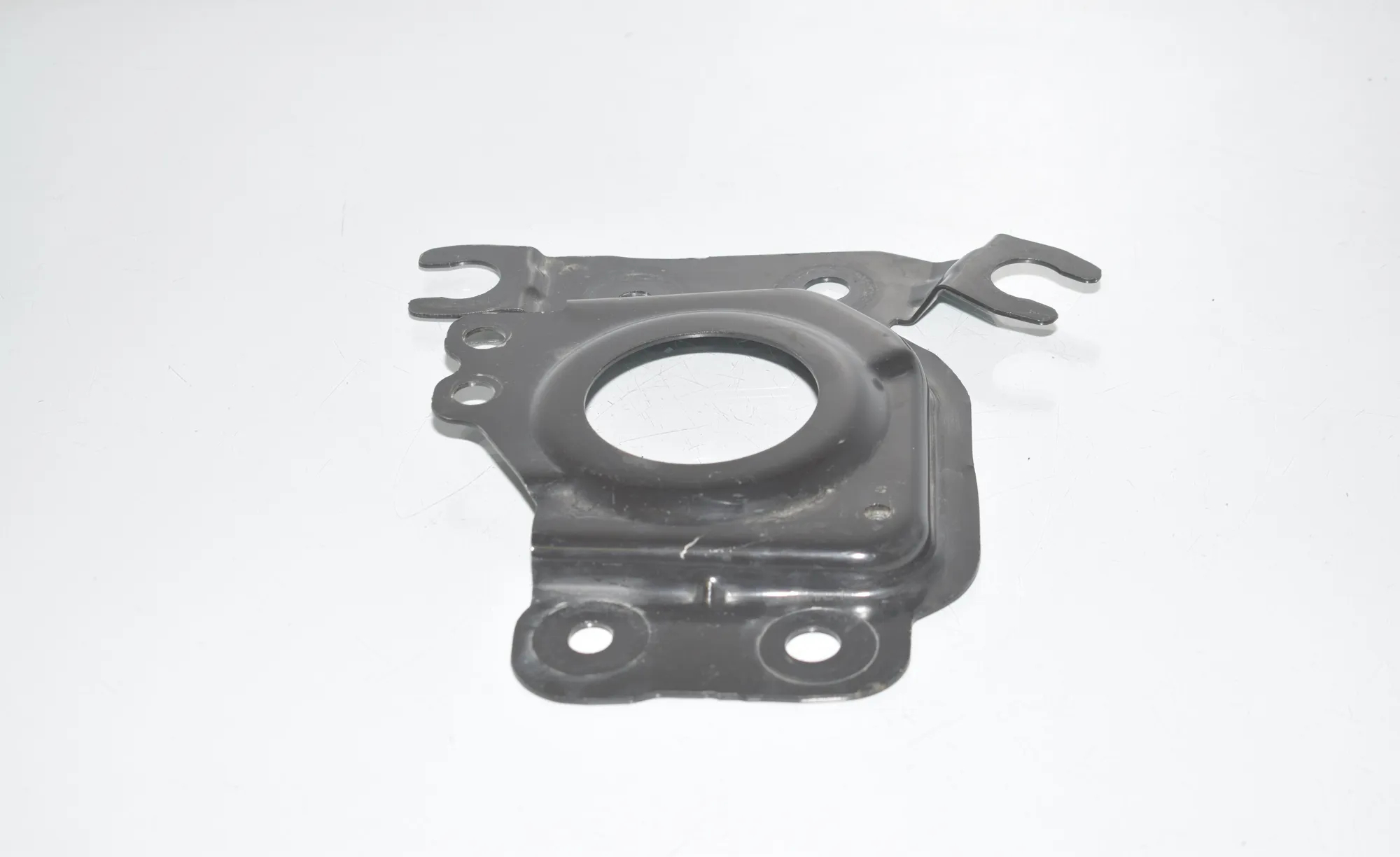 Bracket – OEM 6G9NR6K034AG · LAND ROVER RANGE ROVER SPORT (L320) 3.6 D 4x4 2008