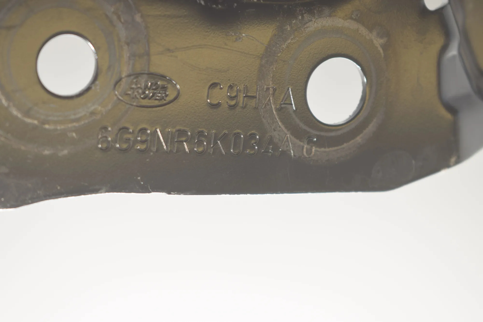Bracket – OEM 6G9NR6K034AG · LAND ROVER RANGE ROVER SPORT (L320) 3.6 D 4x4 2008 – 5