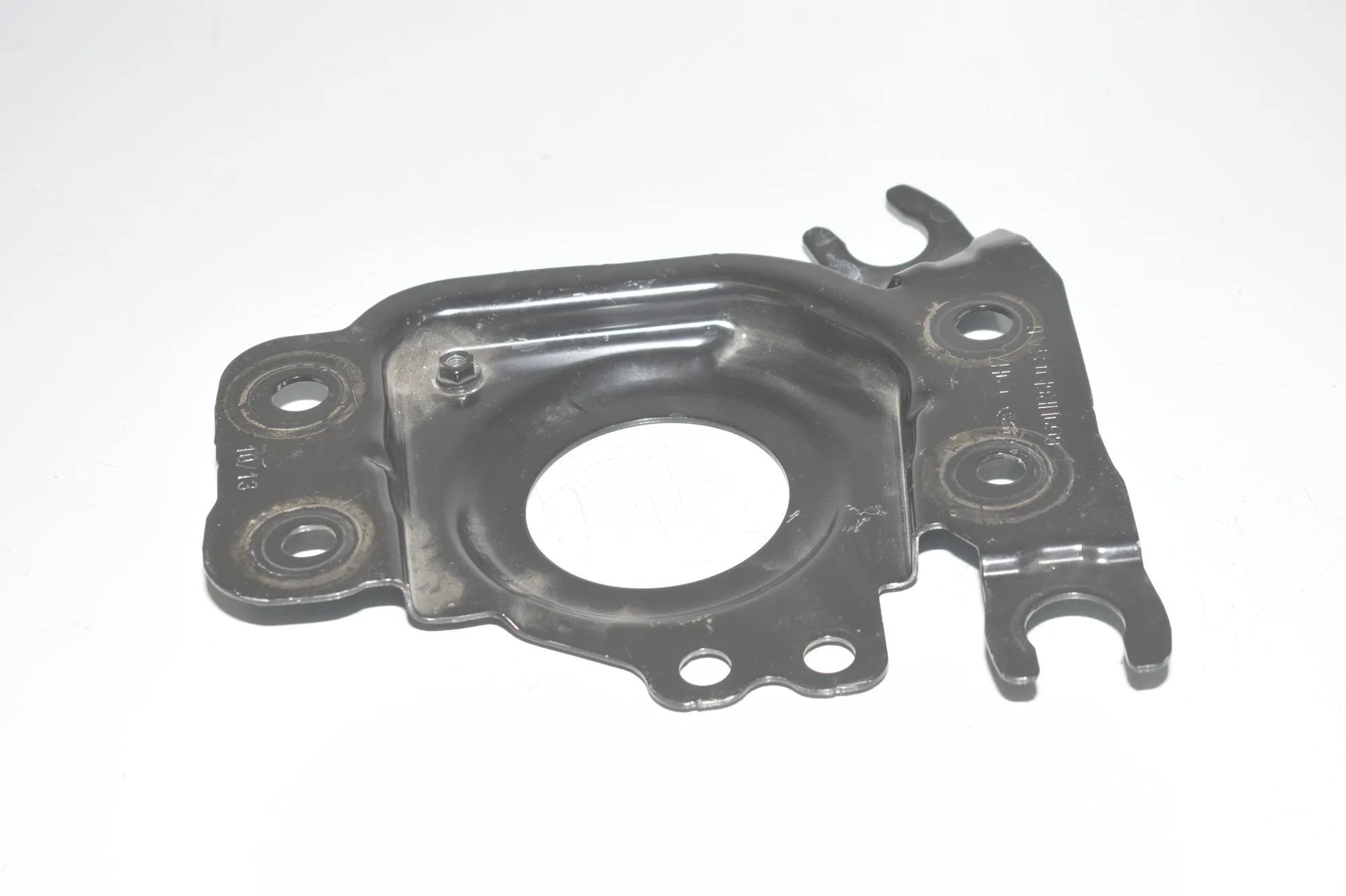 Bracket – OEM 6G9NR6K034AG · LAND ROVER RANGE ROVER SPORT (L320) 3.6 D 4x4 2008 – 4
