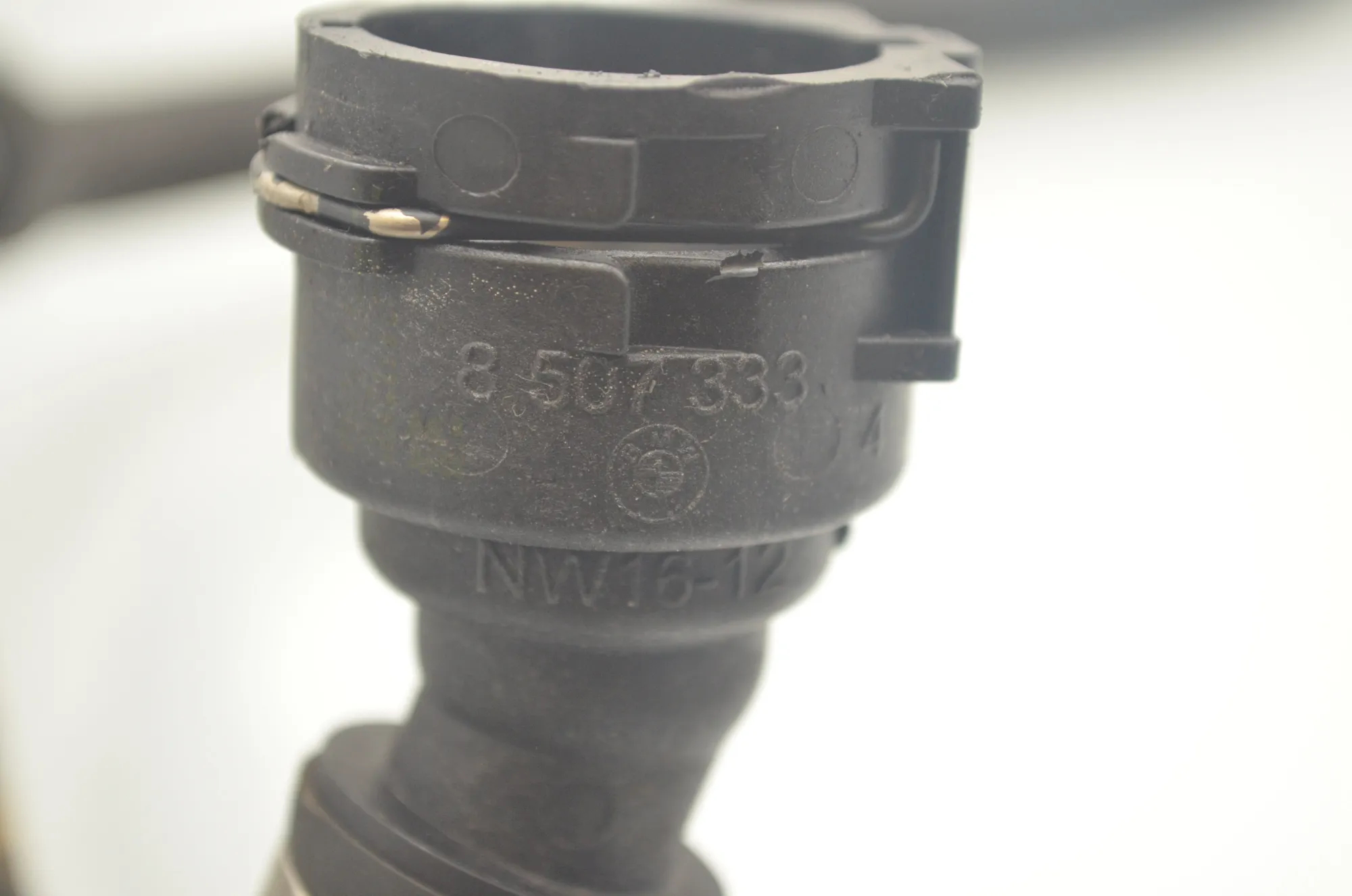 Left Side Cooling Radiator Hose – OEM 8507333 · BMW 3 (F30, F80) 330 d 2013 – 4