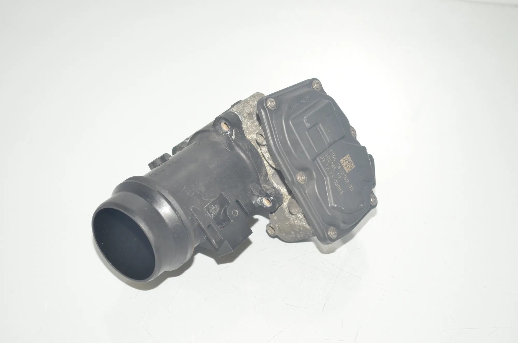 Throttle Body – OEM 7810752 · BMW 3 (F30, F80) 330 d 2013 – 3