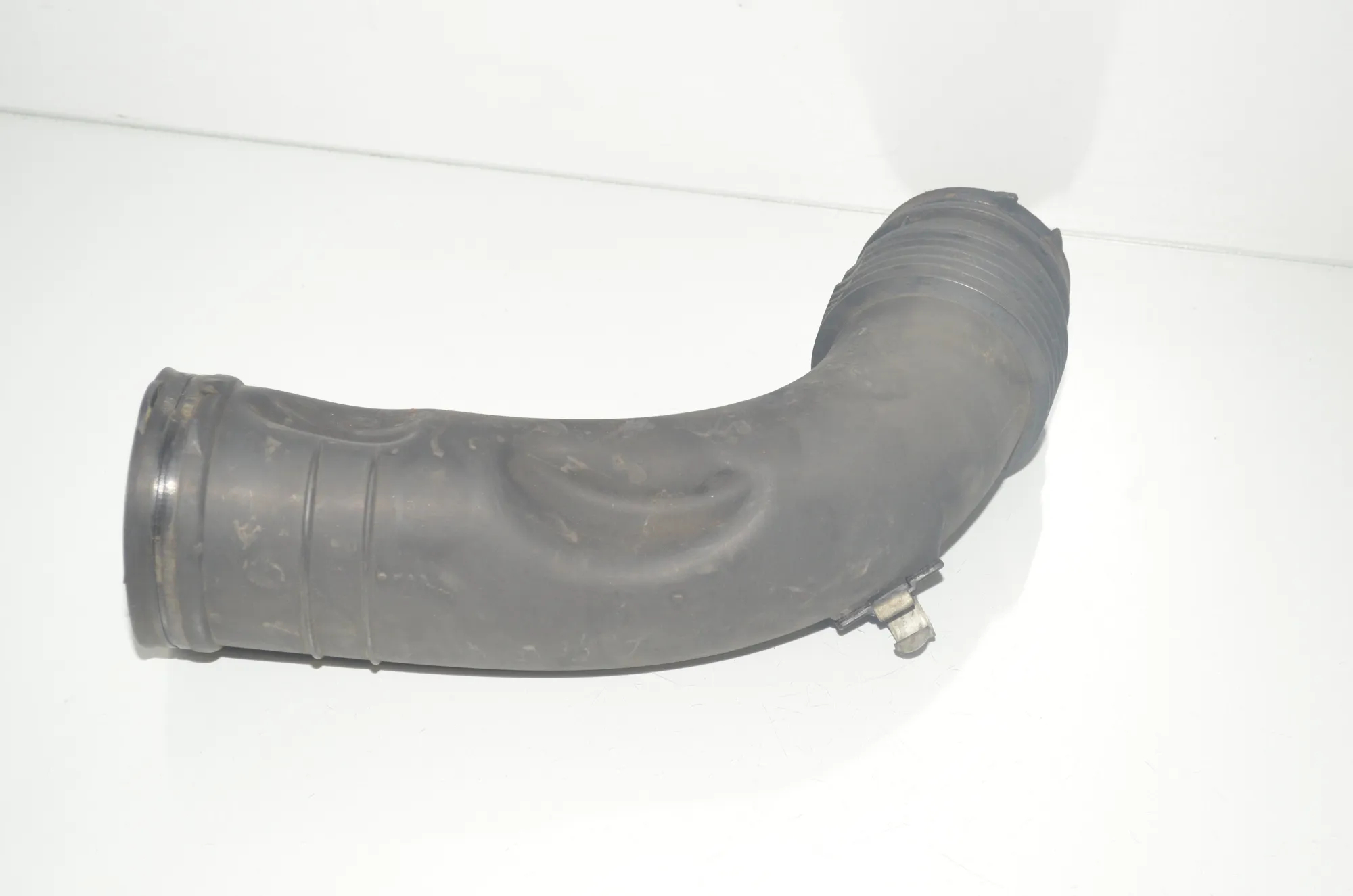 Air Intake Tube – OEM 8512381 · BMW 3 (F30, F80) 330 d 2013 – 2