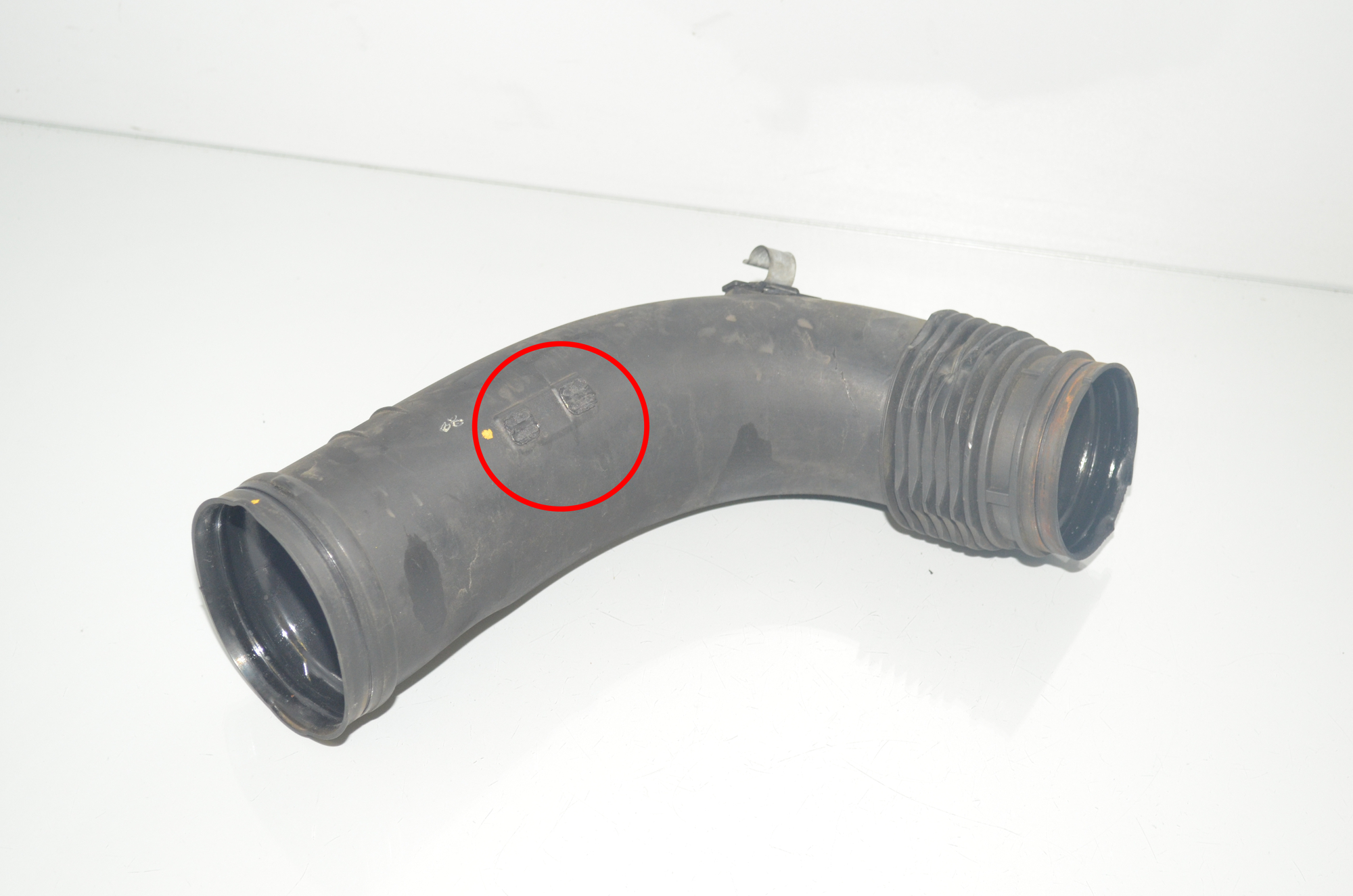 Air Intake Tube – OEM 8512381 · BMW 3 (F30, F80) 330 d 2013 – 3