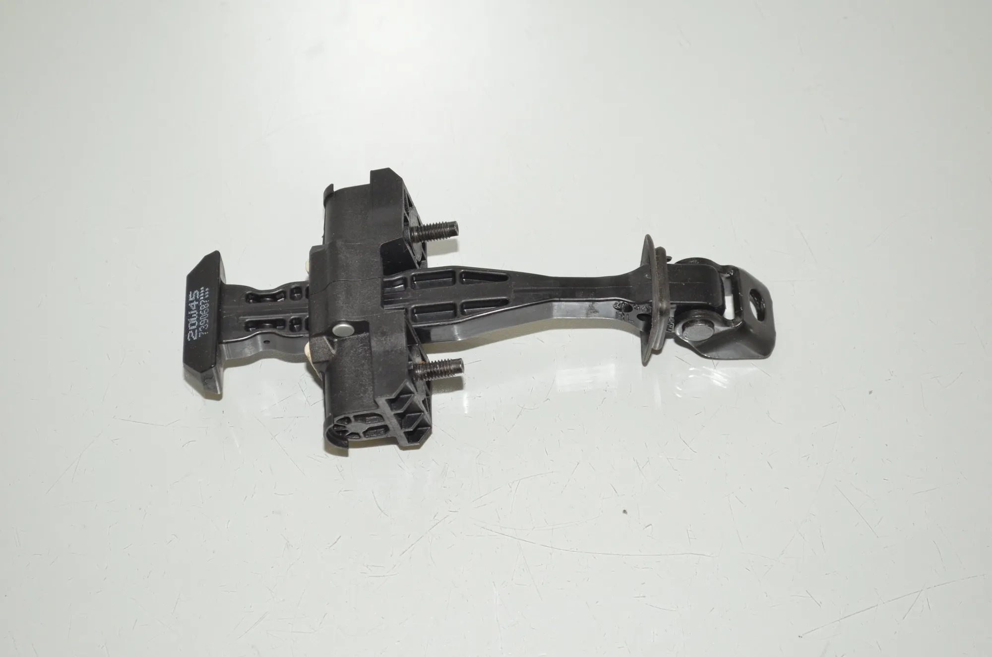 Rear Right Door Soft Close Unit – OEM 7390687 · BMW X3 (G01, F97) BMW X3 (G01, F97) 2019 – 3