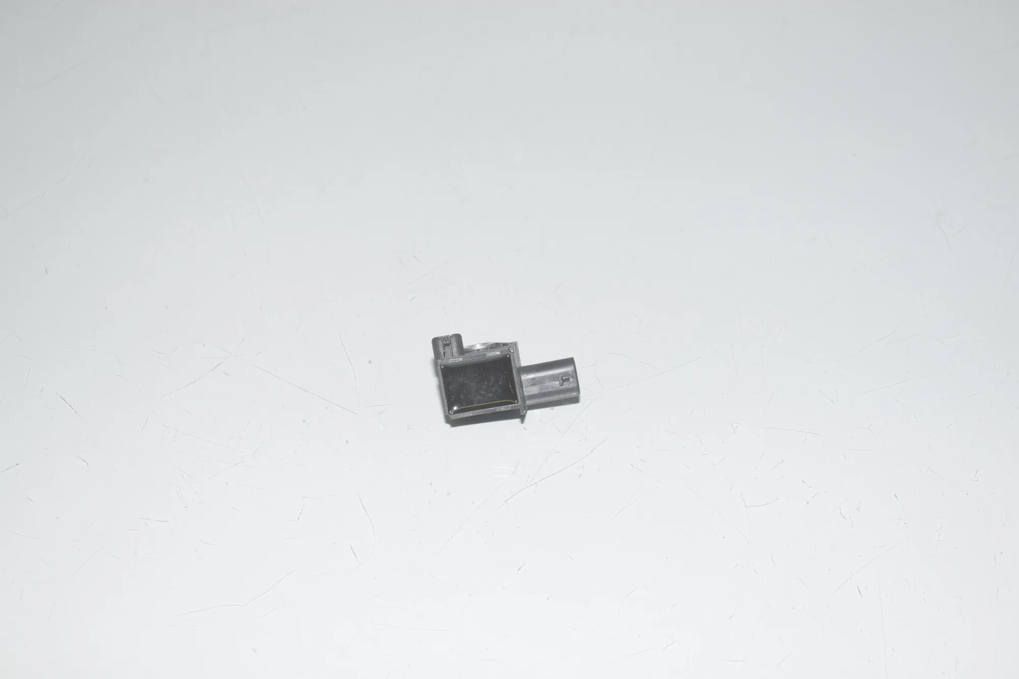 Front Right Impact Sensor – OEM 9224177 · BMW X6 (F16, F86) M 50 d 2016 – 2