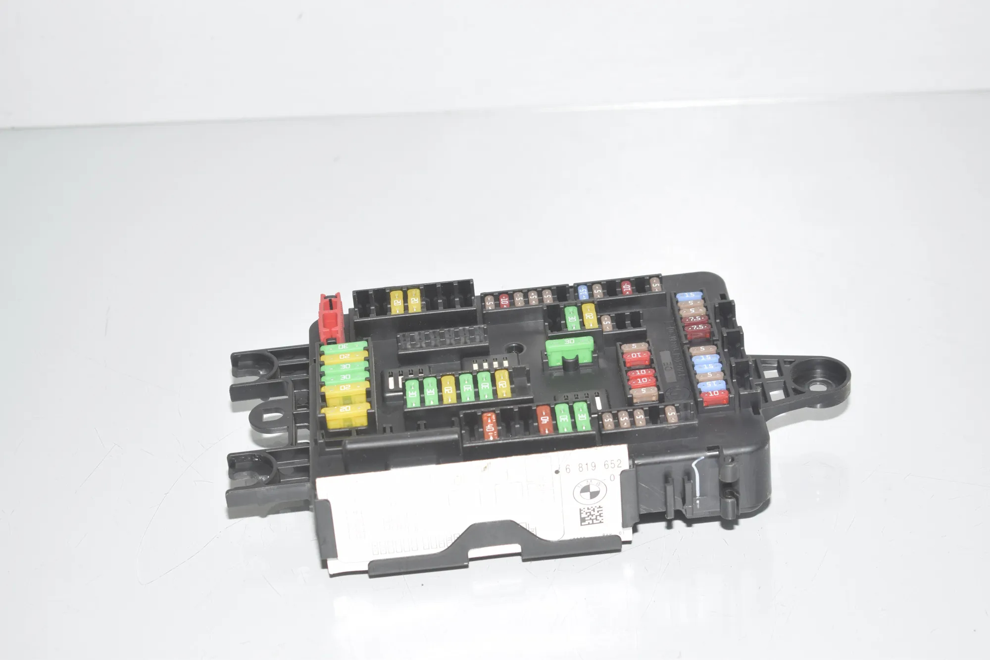 Fuse Box – OEM 6819651 · BMW X6 (F16, F86) M 50 d 2016