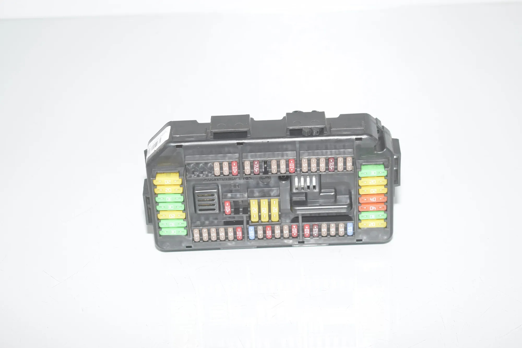 Fuse Box – OEM 6819653 · BMW X6 (F16, F86) M 50 d 2016 – 2