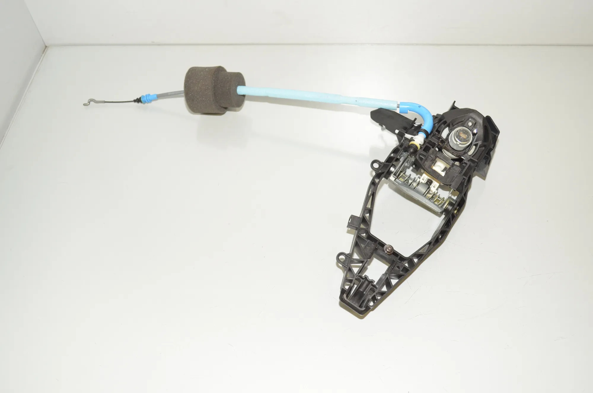 Front Right Door Interior Handle Frame – OEM 9881774 · BMW iX3 (G08) BMW iX3 (G08) 2022 – 2