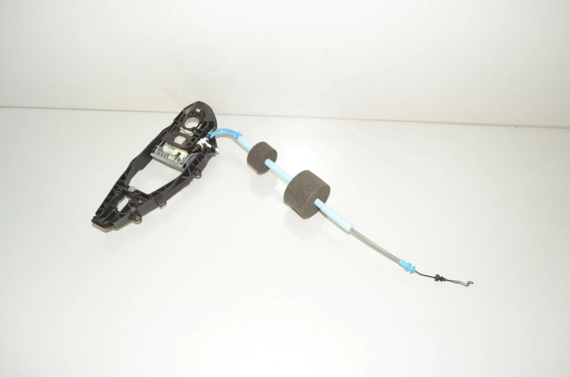 Front Left Door Interior Handle Frame – OEM 9881773 · BMW iX3 (G08) BMW iX3 (G08) 2022 – 3