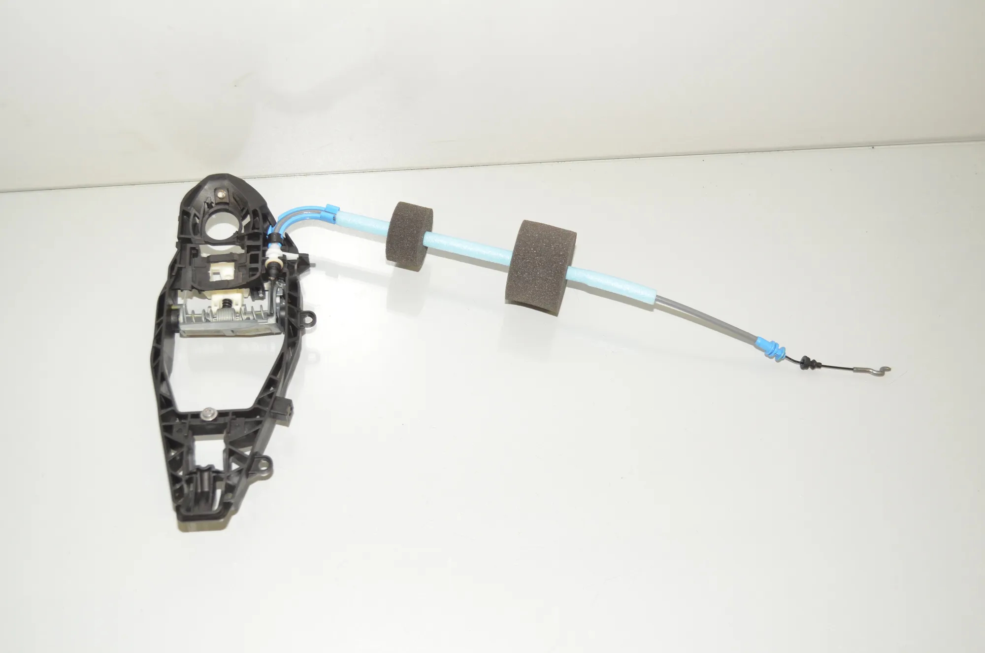 Front Left Door Interior Handle Frame – OEM 9881773 · BMW iX3 (G08) BMW iX3 (G08) 2022