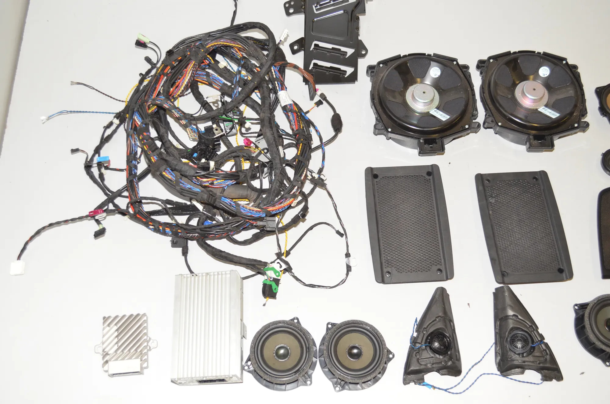 Sound Audio System Set – OEM 9351979 · BMW X6 (F16, F86) M 50 d 2016 – 2