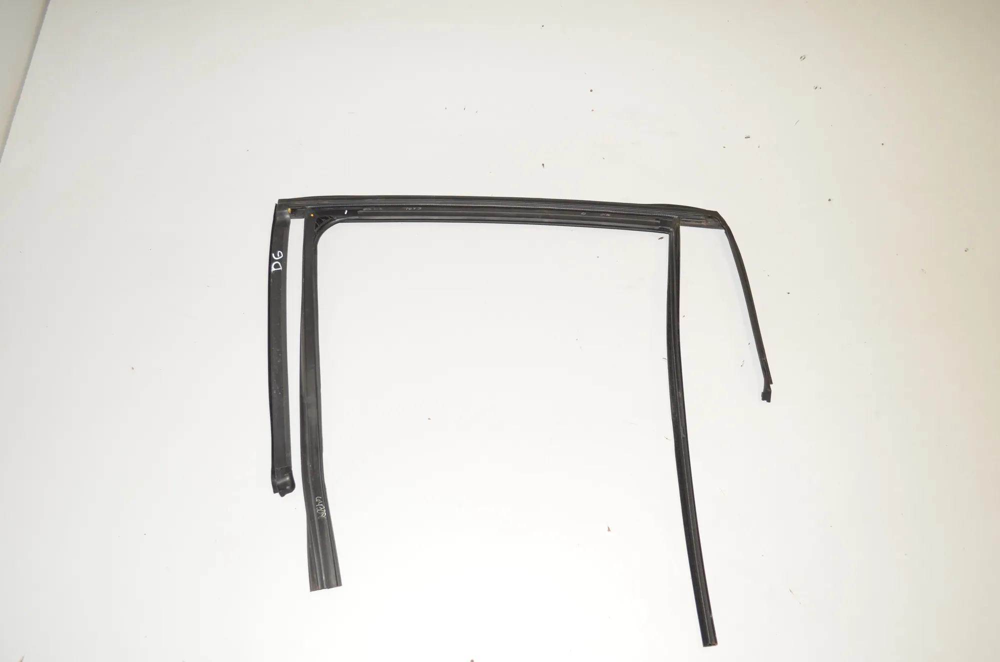 Rear Right Door Rubber Seal – OEM 7317814 · BMW X6 (F16, F86) M 50 d 2016 – 3
