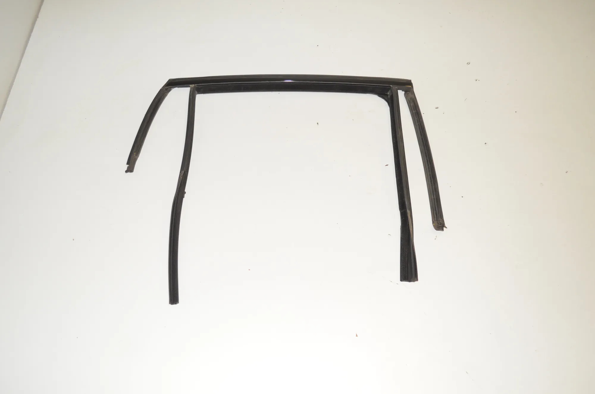 Rear Right Door Rubber Seal – OEM 7317814 · BMW X6 (F16, F86) M 50 d 2016