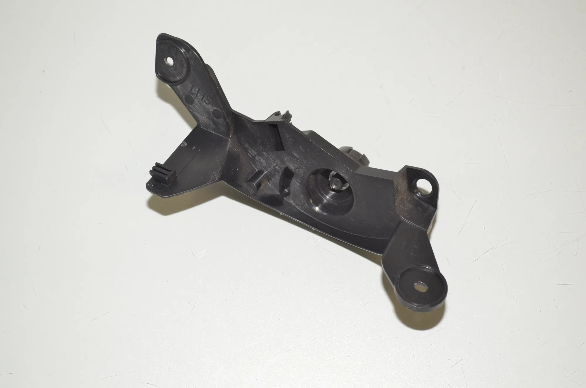 Bonnet Release Handle – OEM 7284598 · BMW X6 (F16, F86) M 50 d 2016