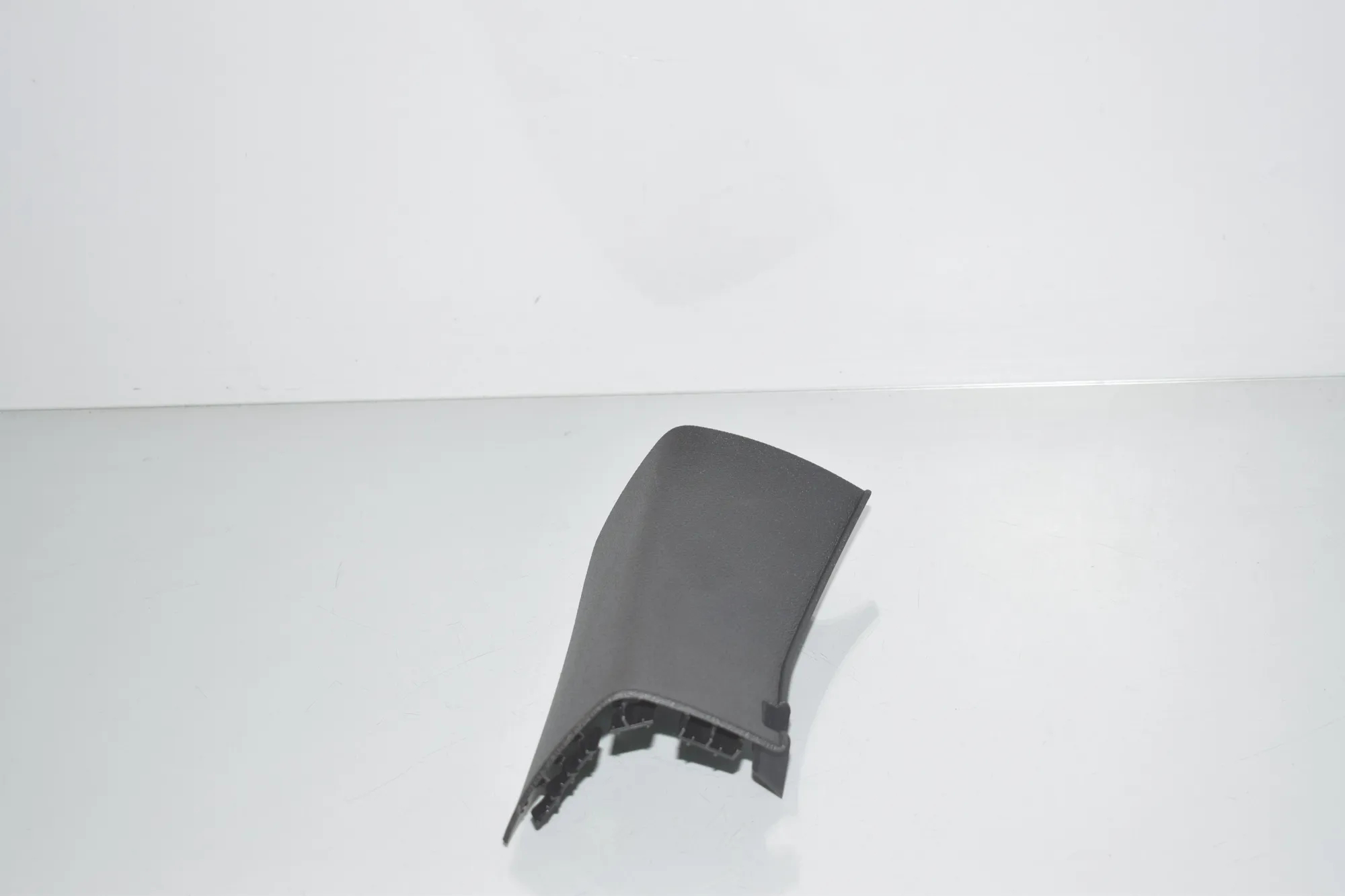 Rear Left Pillar Trim – OEM 7314715 · BMW X6 (F16, F86) M 50 d 2016
