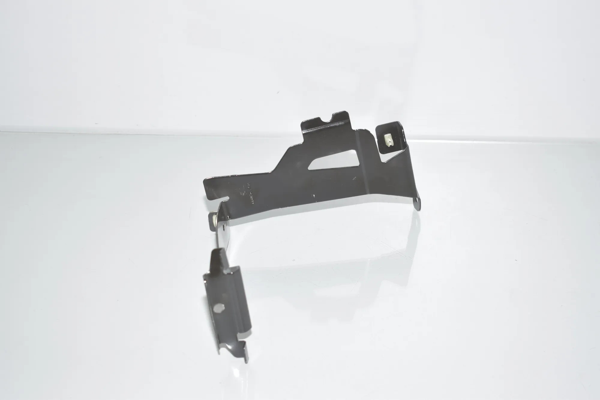 Bracket – OEM 61603C258 · BMW X6 (F16, F86) M 50 d 2016