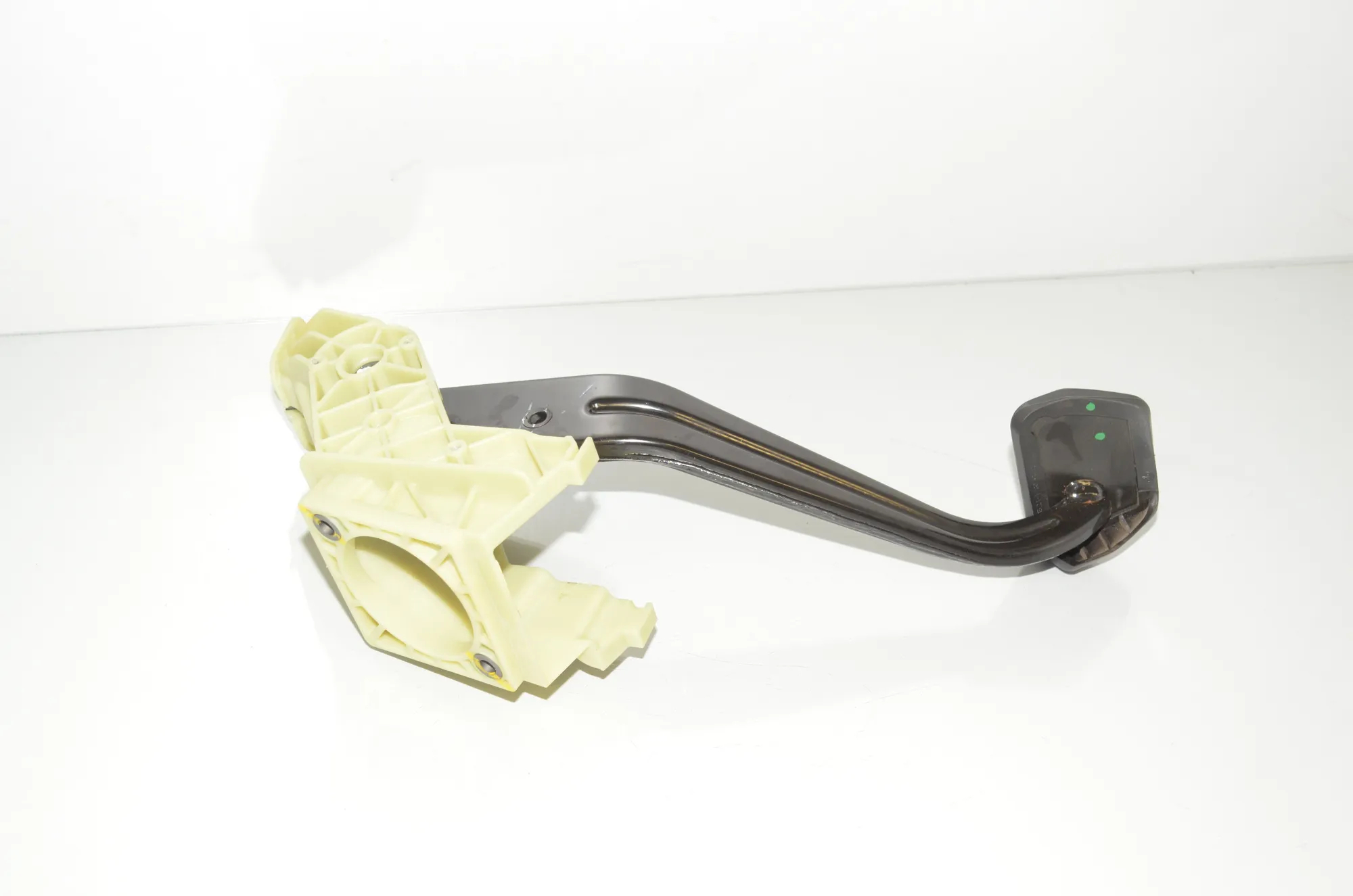 Brake Pedal – OEM 6791900 · BMW X6 (F16, F86) M 50 d 2016 – 3